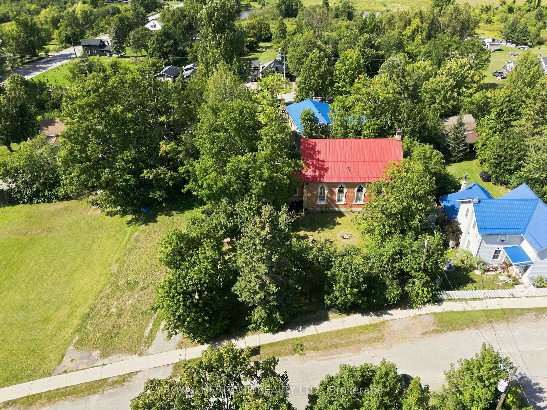 Photo 43 of 13 Richmond Street E, Kawartha Lakes, Bexley — HOMEH