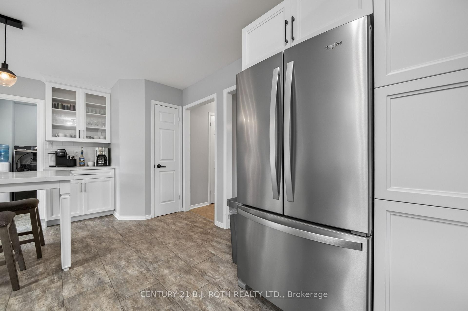 Photo 6 of 23 Carter Crescent, Orillia — HOMEH