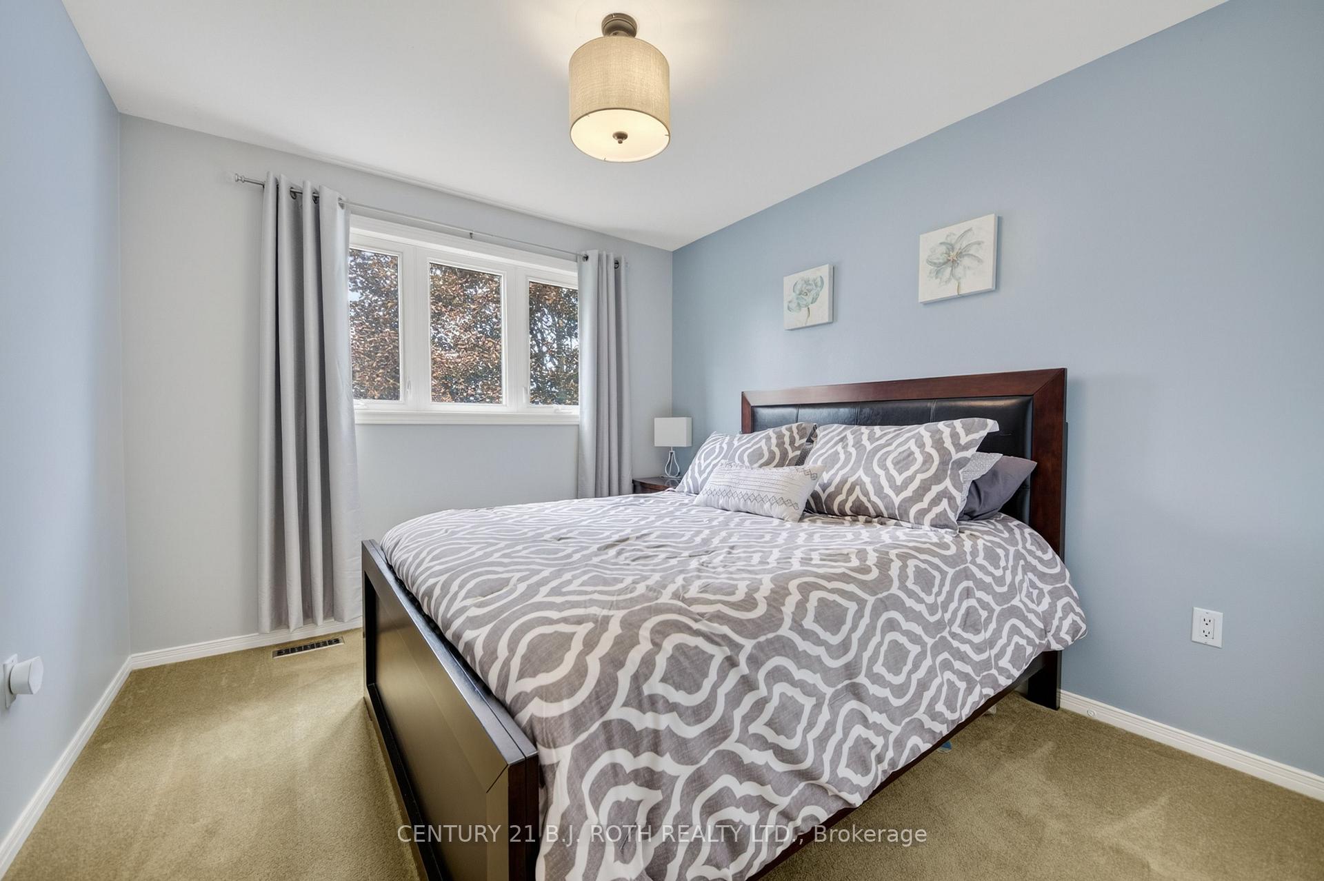 Photo 15 of 23 Carter Crescent, Orillia — HOMEH
