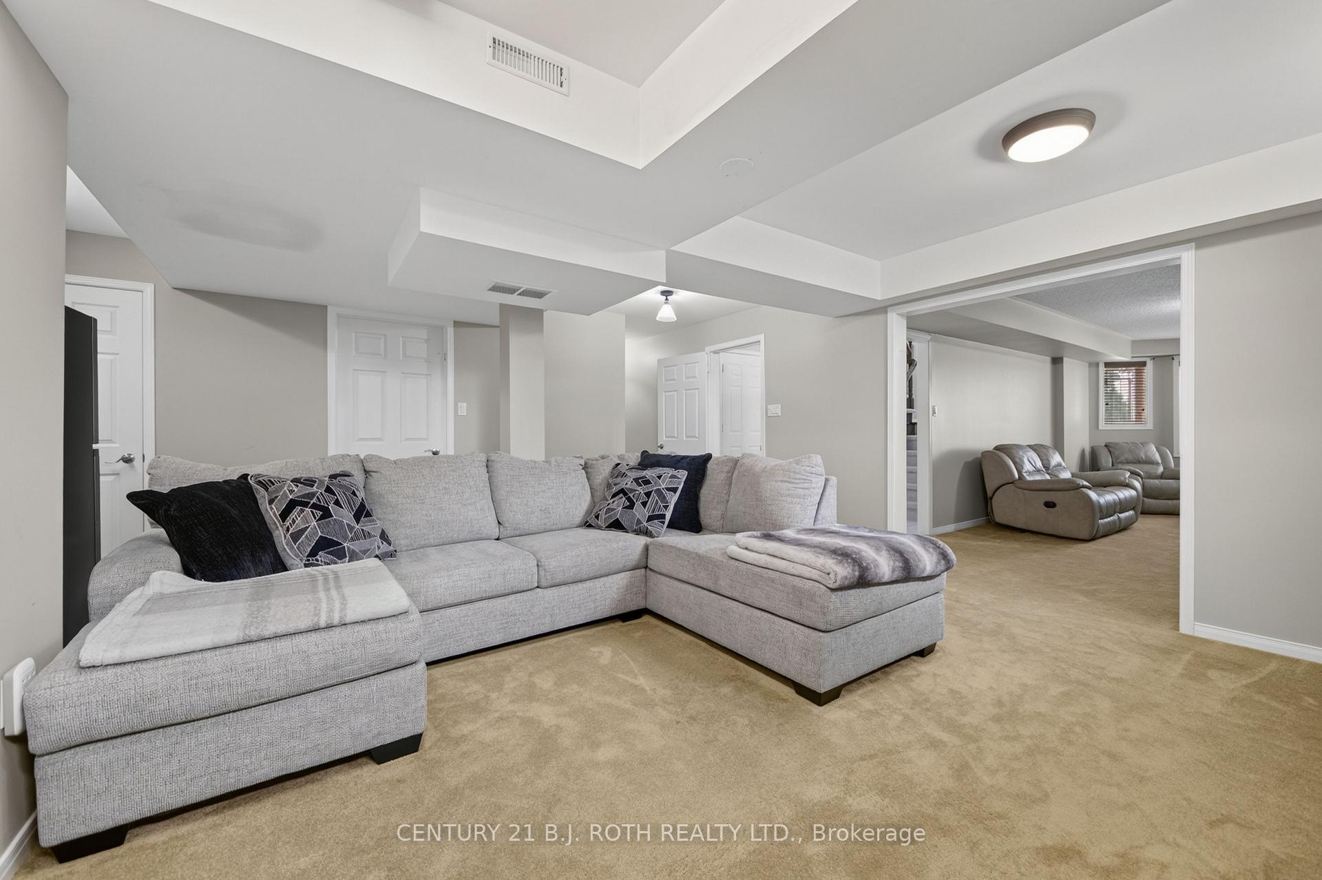 Photo 18 of 23 Carter Crescent, Orillia — HOMEH