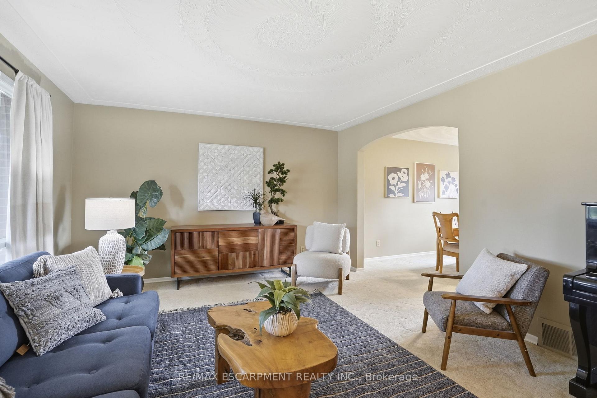 Photo 11 of 57 Neil Avenue, Hamilton, Stoney Creek — HOMEH