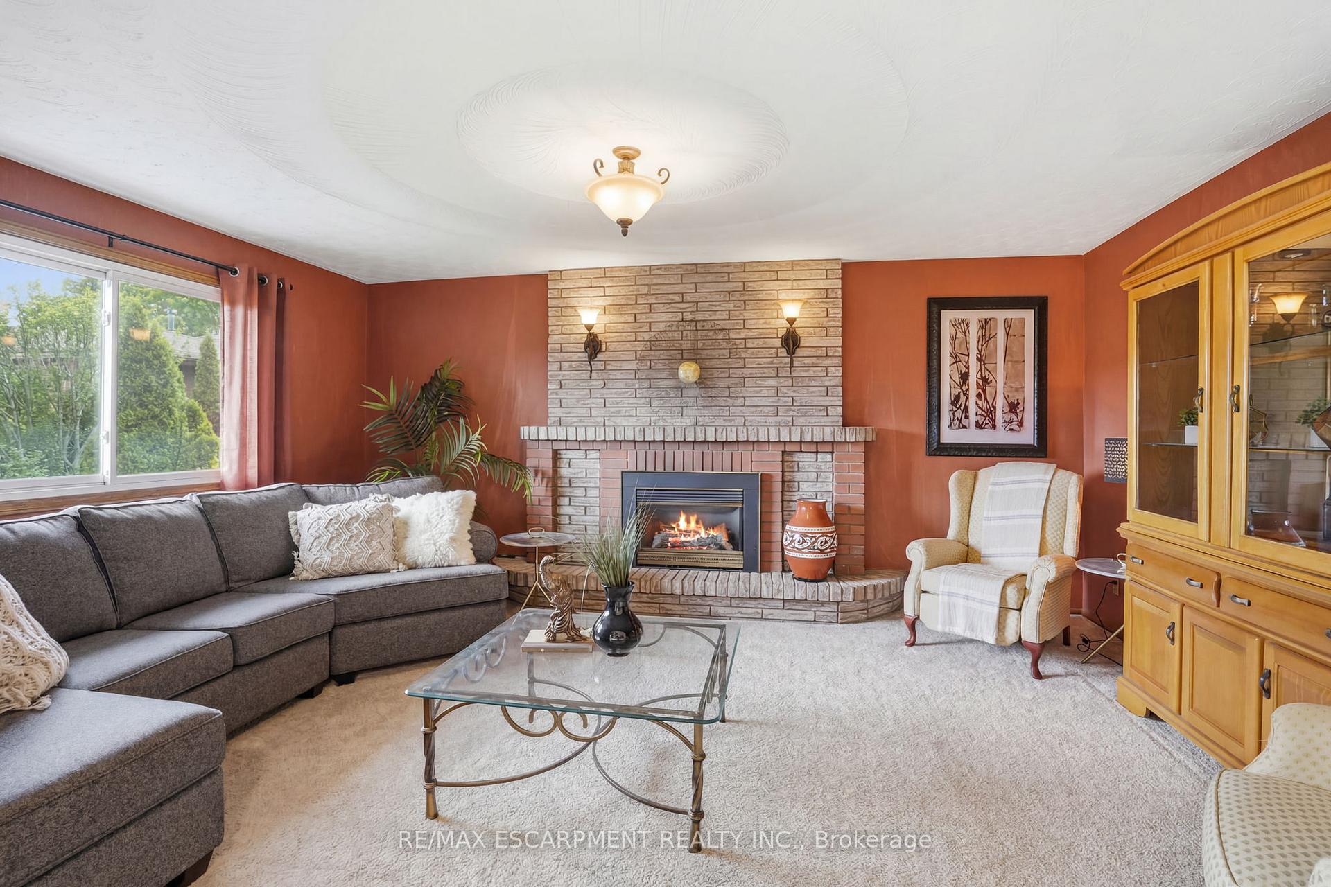 Photo 22 of 57 Neil Avenue, Hamilton, Stoney Creek — HOMEH