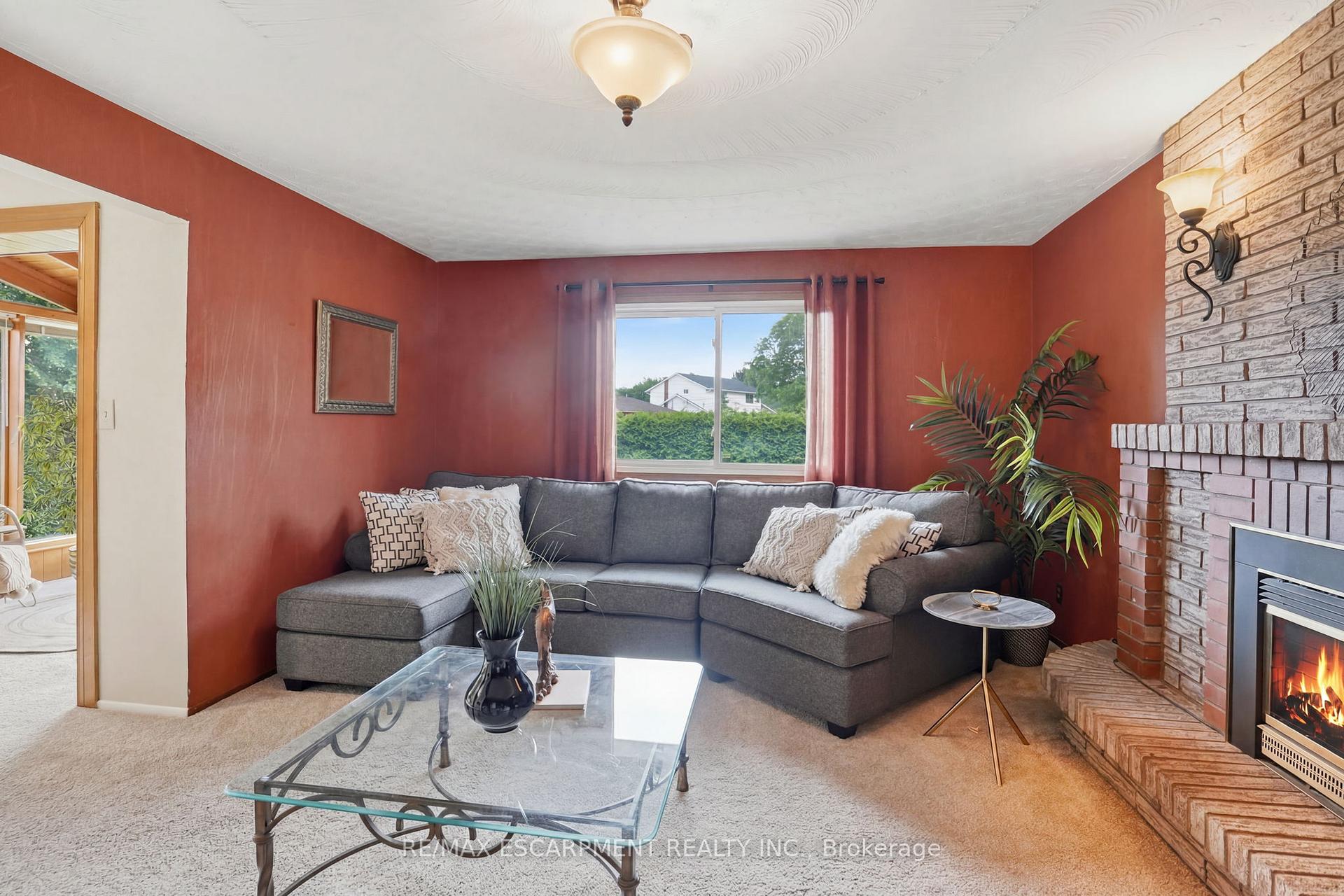Photo 23 of 57 Neil Avenue, Hamilton, Stoney Creek — HOMEH
