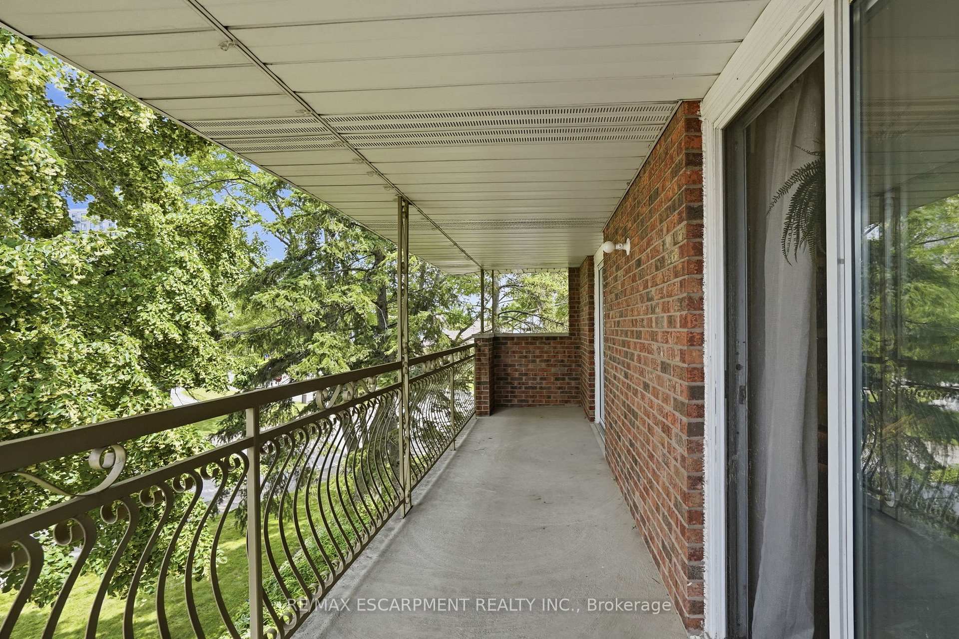 Photo 29 of 57 Neil Avenue, Hamilton, Stoney Creek — HOMEH