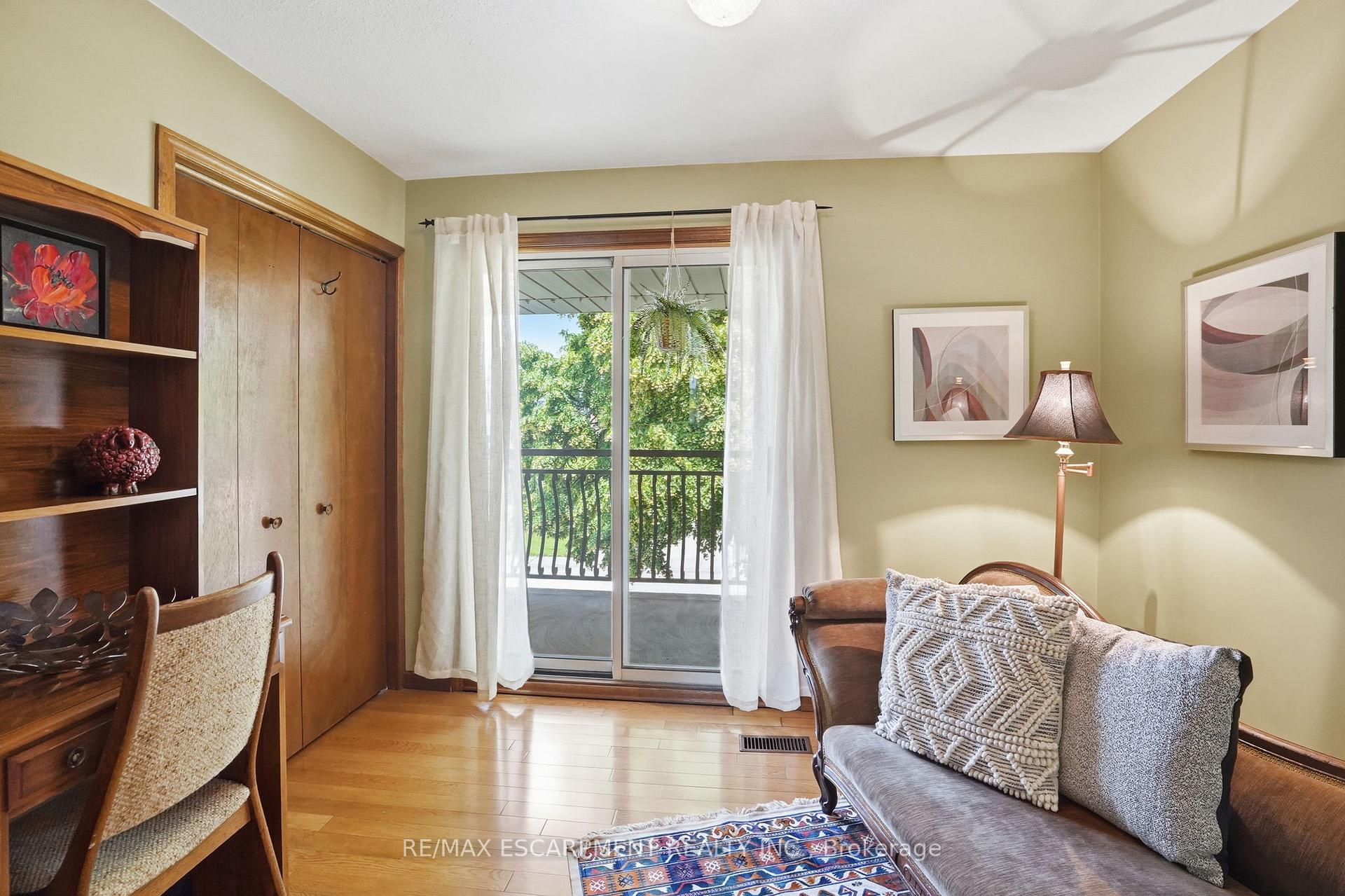 Photo 35 of 57 Neil Avenue, Hamilton, Stoney Creek — HOMEH