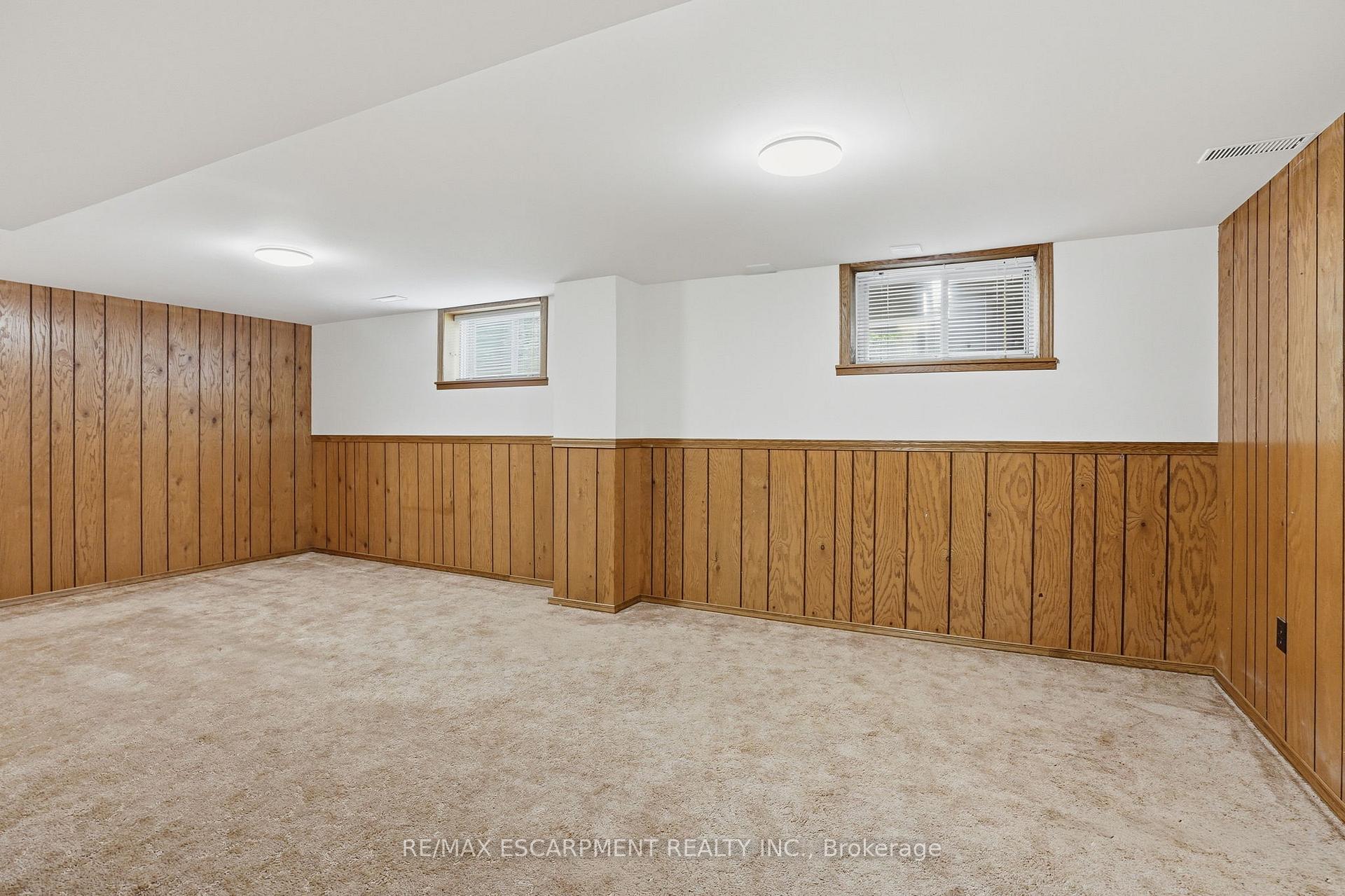 Photo 39 of 57 Neil Avenue, Hamilton, Stoney Creek — HOMEH