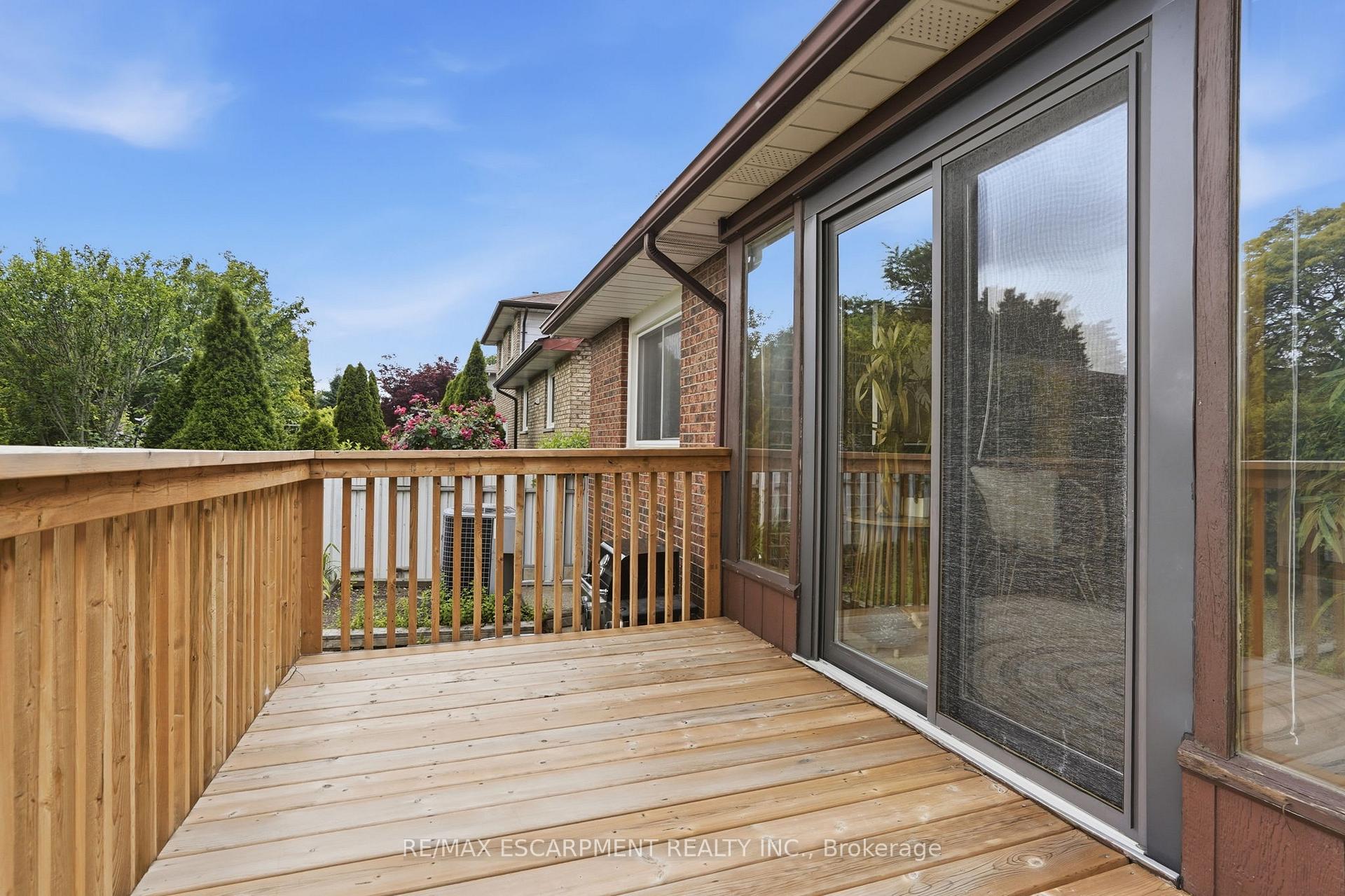 Photo 42 of 57 Neil Avenue, Hamilton, Stoney Creek — HOMEH