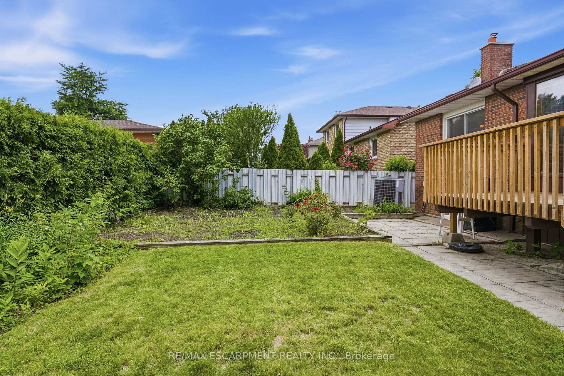 Photo 45 of 57 Neil Avenue, Hamilton, Stoney Creek — HOMEH