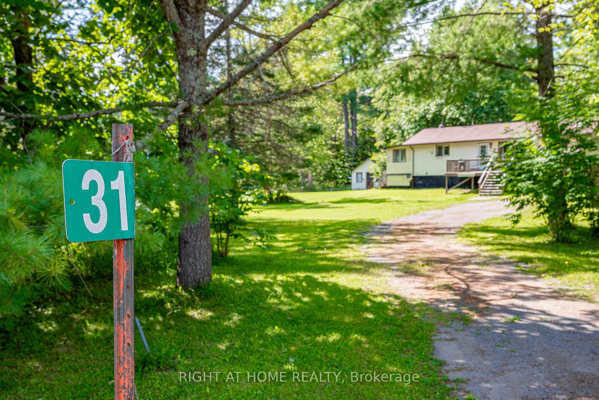 Photo 2 of 31 Morrison Street, Kawartha Lakes, Laxton/Digby/Longford — HOMEH