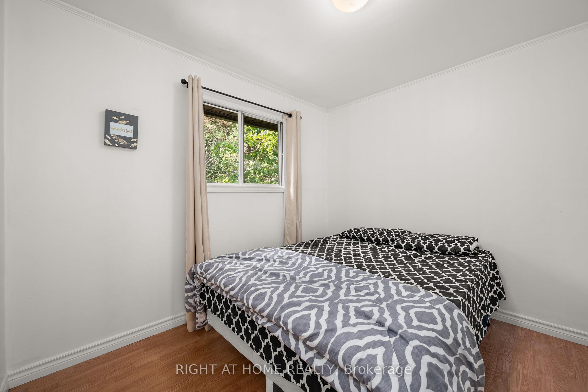 Photo 34 of 31 Morrison Street, Kawartha Lakes, Laxton/Digby/Longford — HOMEH