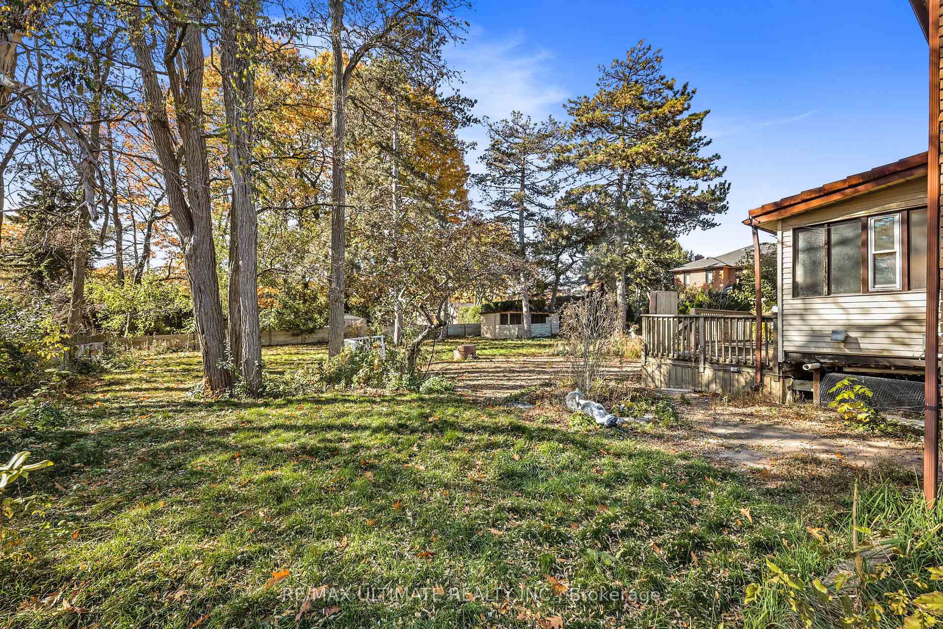 Photo 4 of 1010 Ritson Road N, Oshawa, Central — HOMEH