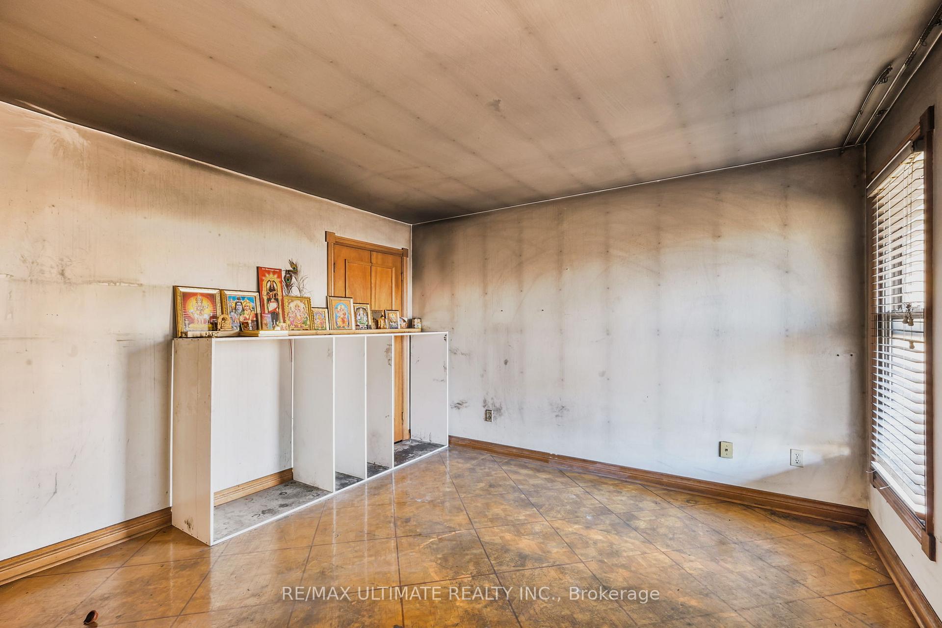 Photo 14 of 1010 Ritson Road N, Oshawa, Central — HOMEH