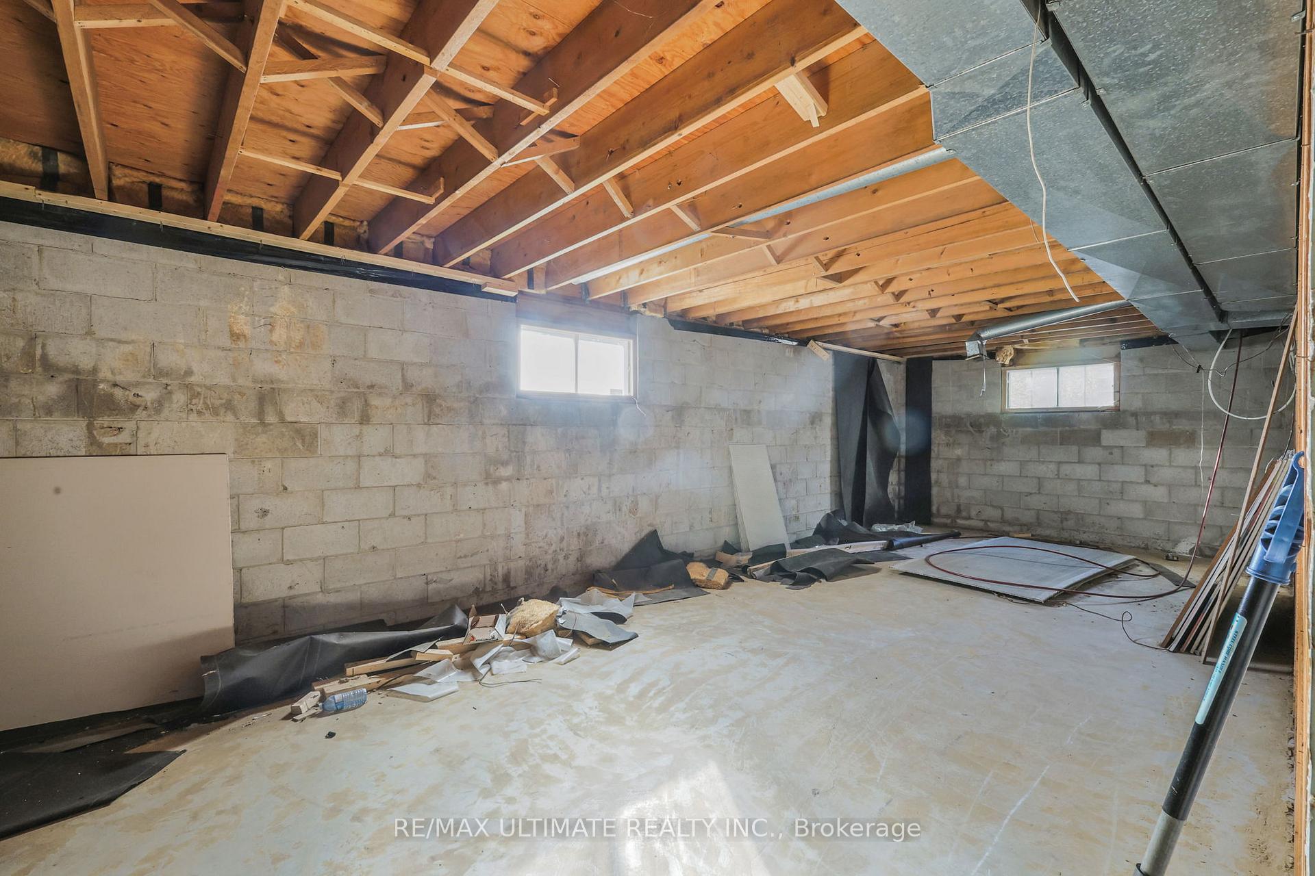 Photo 21 of 1010 Ritson Road N, Oshawa, Central — HOMEH