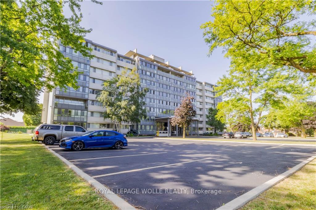 Photo 2 of Unit 503B, 24 Midland Drive, Kitchener, Stanley Park — HOMEH