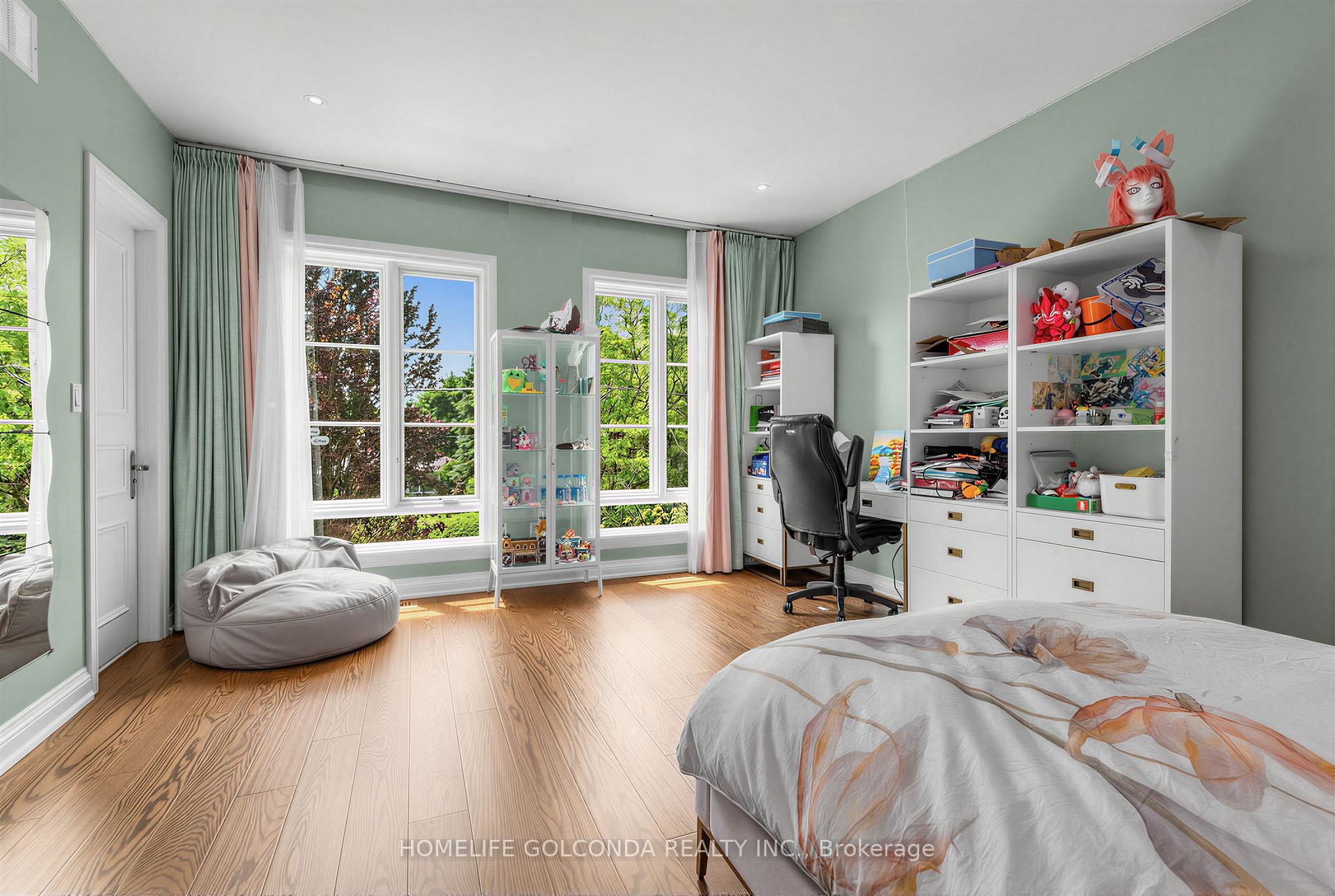 Photo 30 of 164 Owen Boulevard, North York, St. Andrew-Windfields — HOMEH