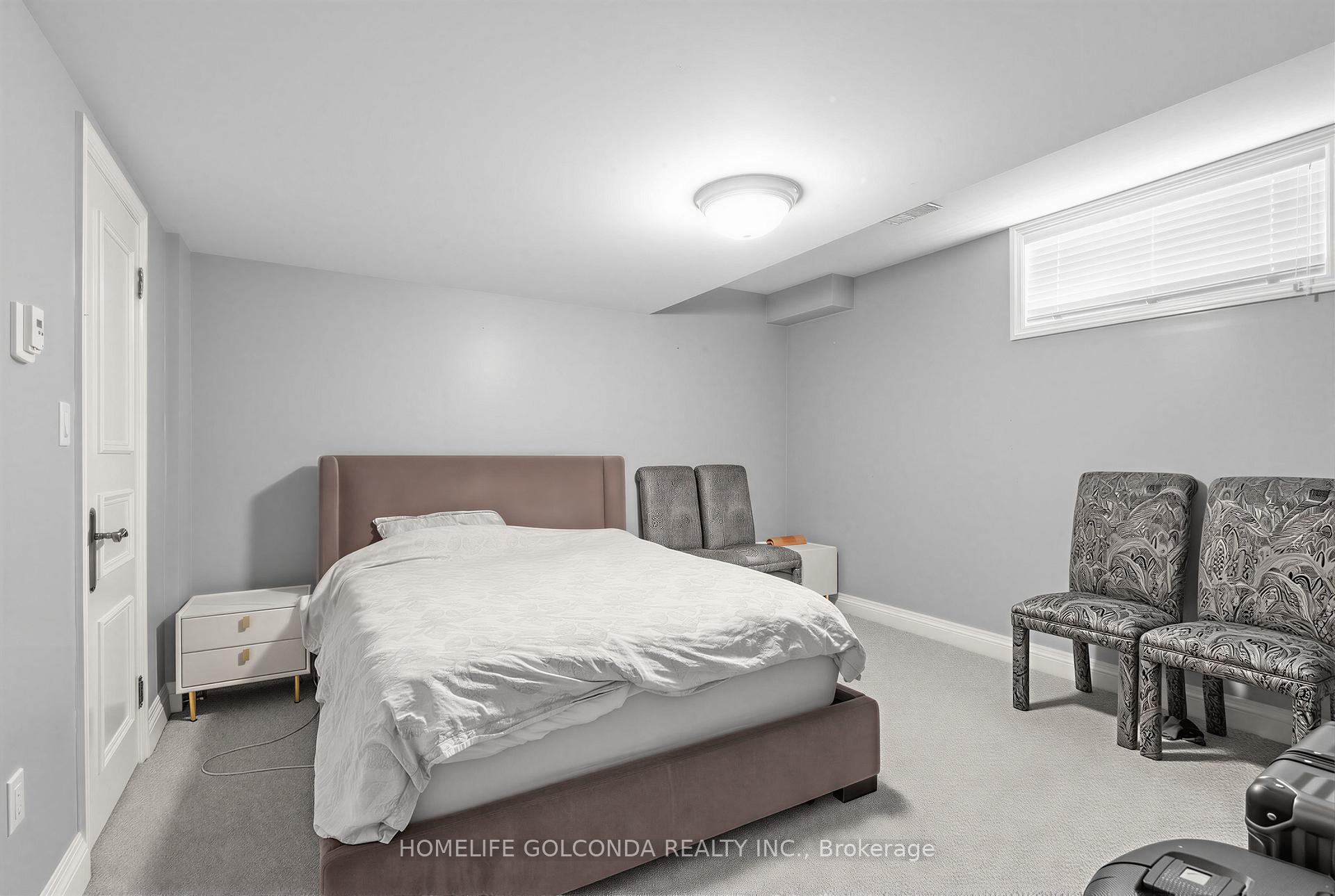 Photo 51 of 164 Owen Boulevard, North York, St. Andrew-Windfields — HOMEH