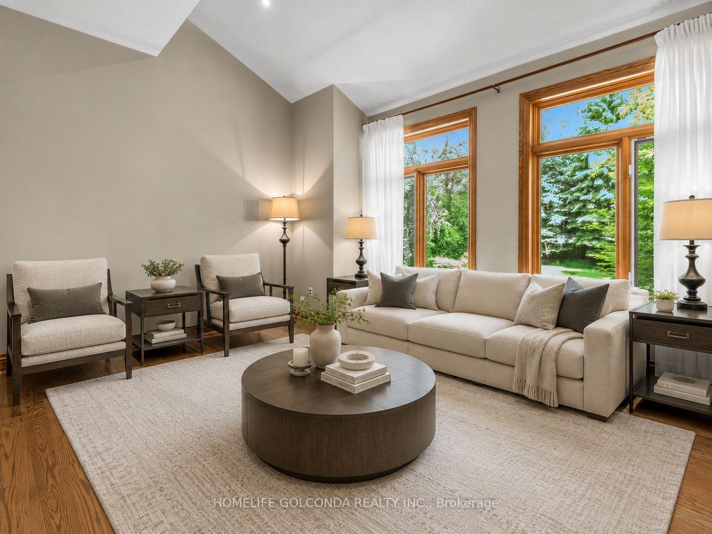 Photo 20 of 164 Owen Boulevard, North York, St. Andrew-Windfields — HOMEH