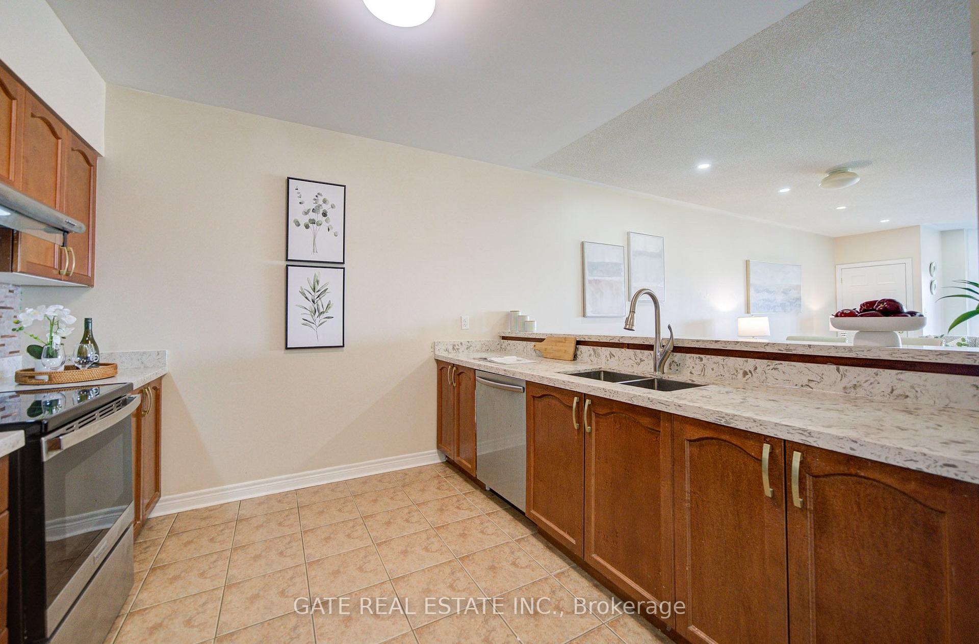 Photo 11 of Unit 307, 7340 Markham Road, Markham, Middlefield — HOMEH