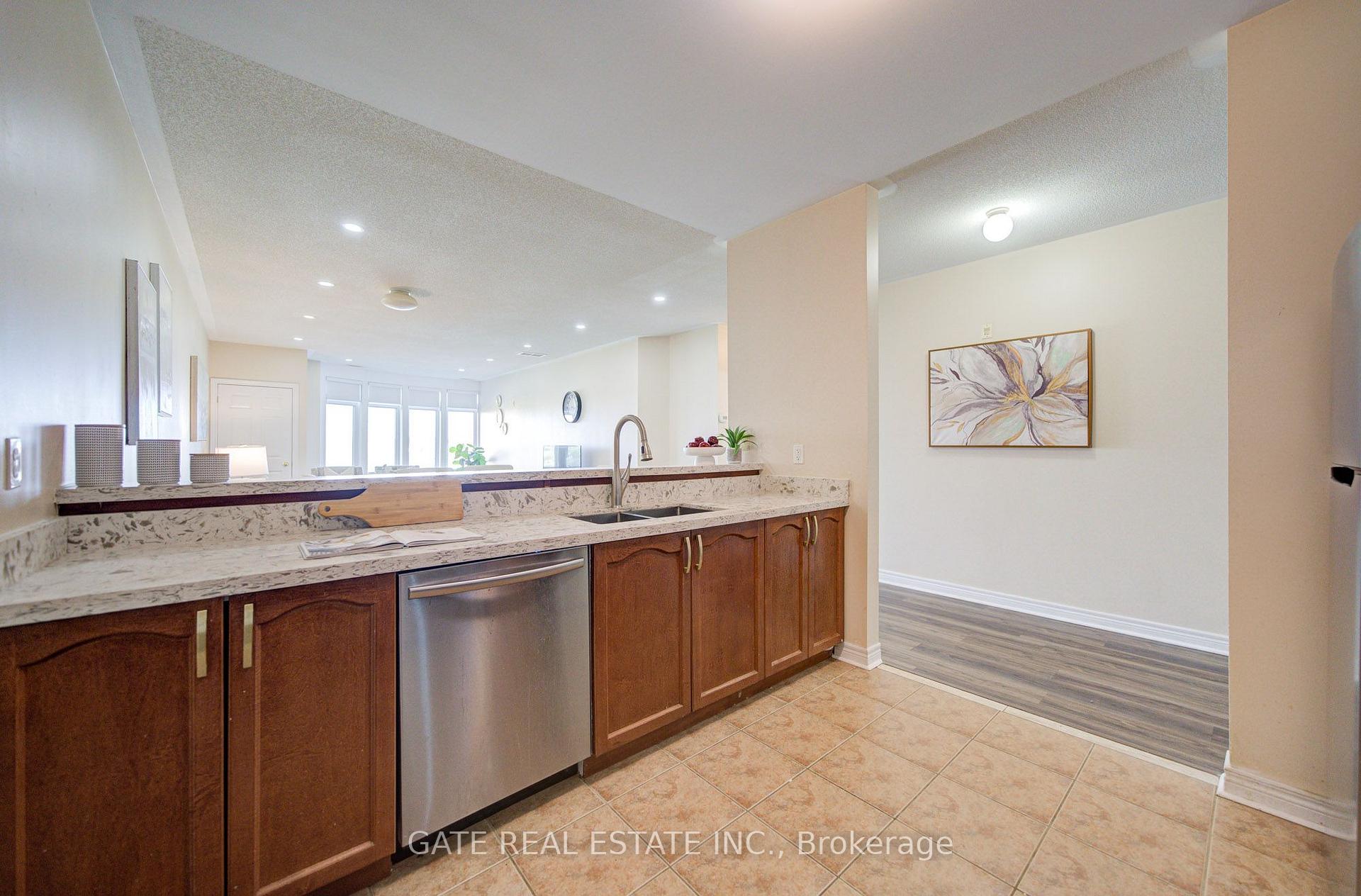Photo 15 of Unit 307, 7340 Markham Road, Markham, Middlefield — HOMEH