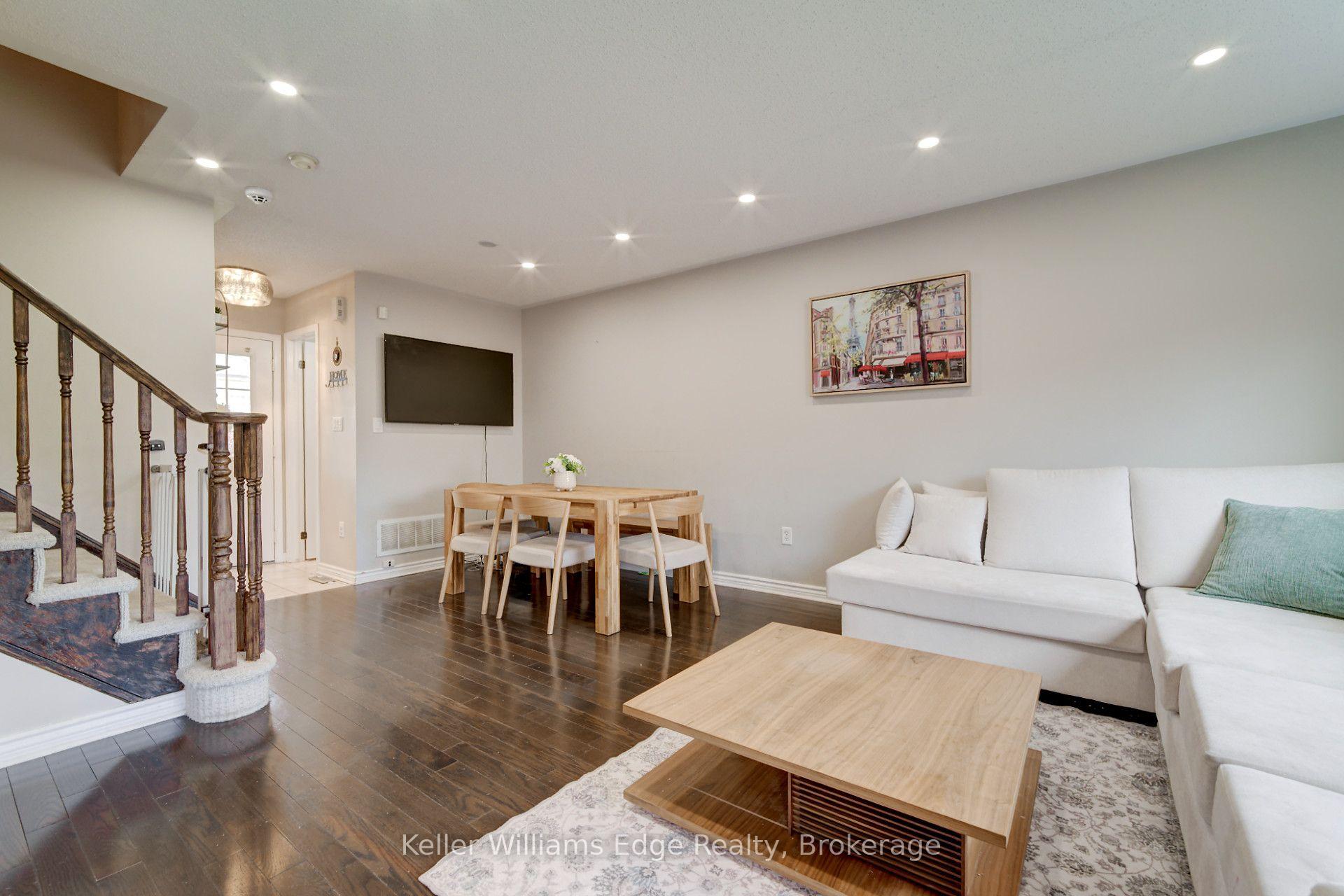 Photo 9 of 4028 Donnic Drive, Burlington, Alton — HOMEH