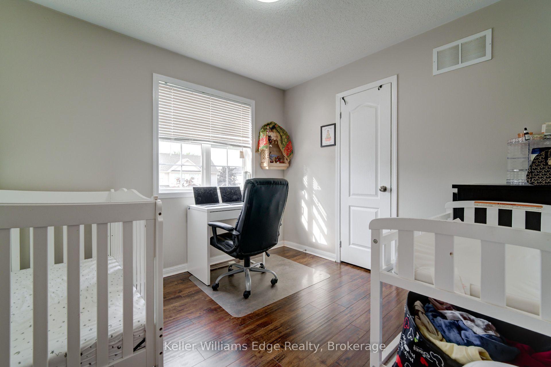 Photo 13 of 4028 Donnic Drive, Burlington, Alton — HOMEH