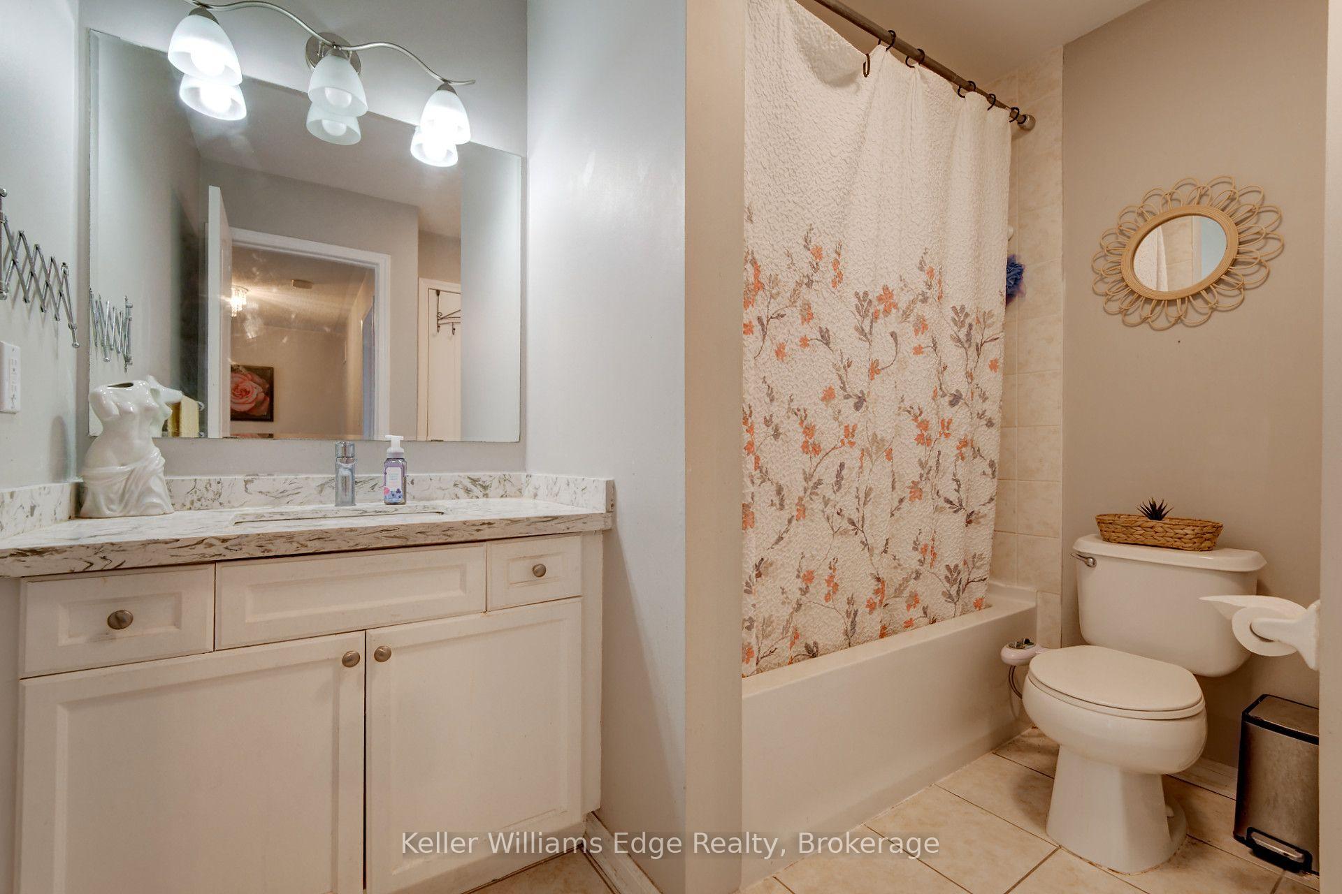 Photo 15 of 4028 Donnic Drive, Burlington, Alton — HOMEH
