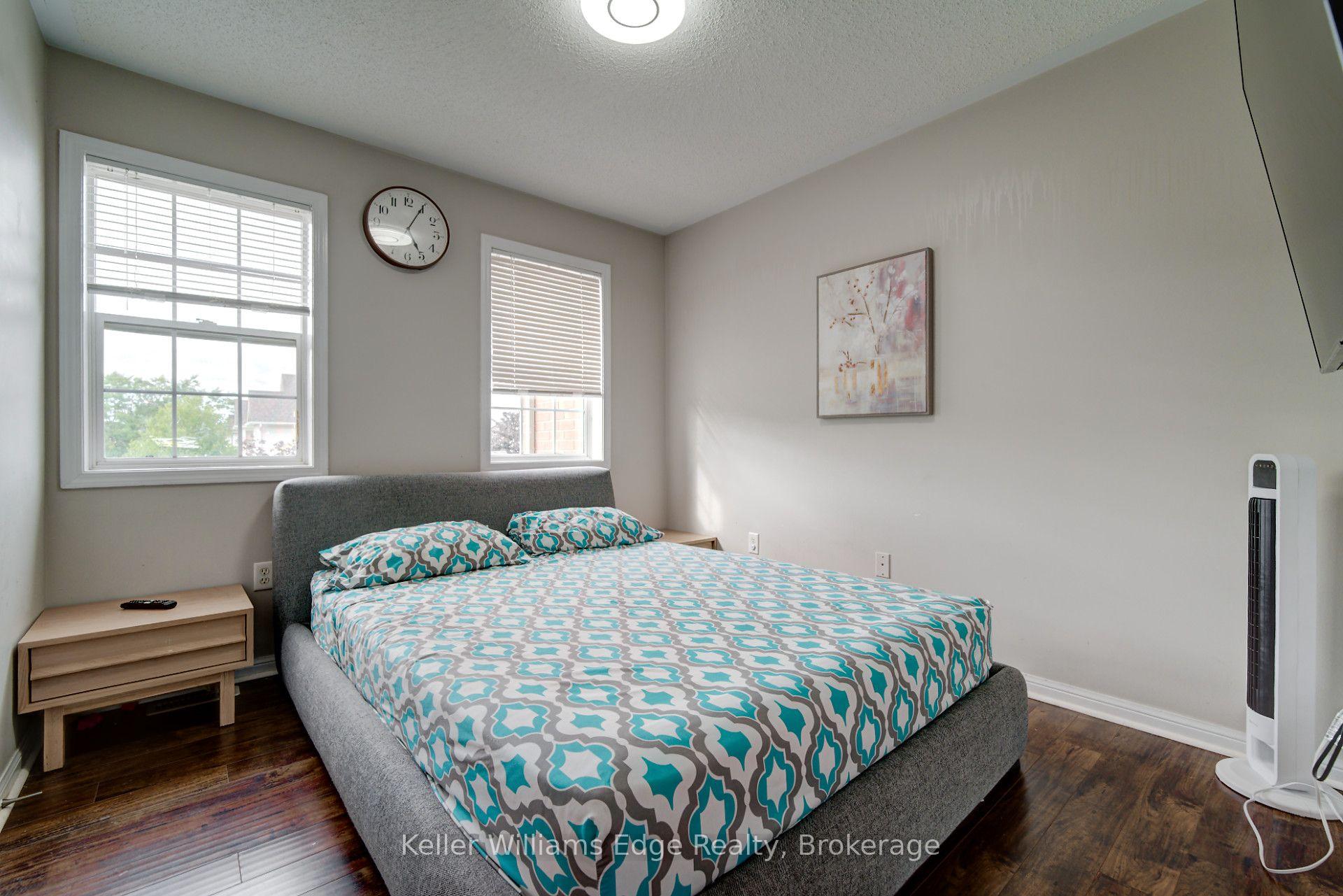 Photo 18 of 4028 Donnic Drive, Burlington, Alton — HOMEH