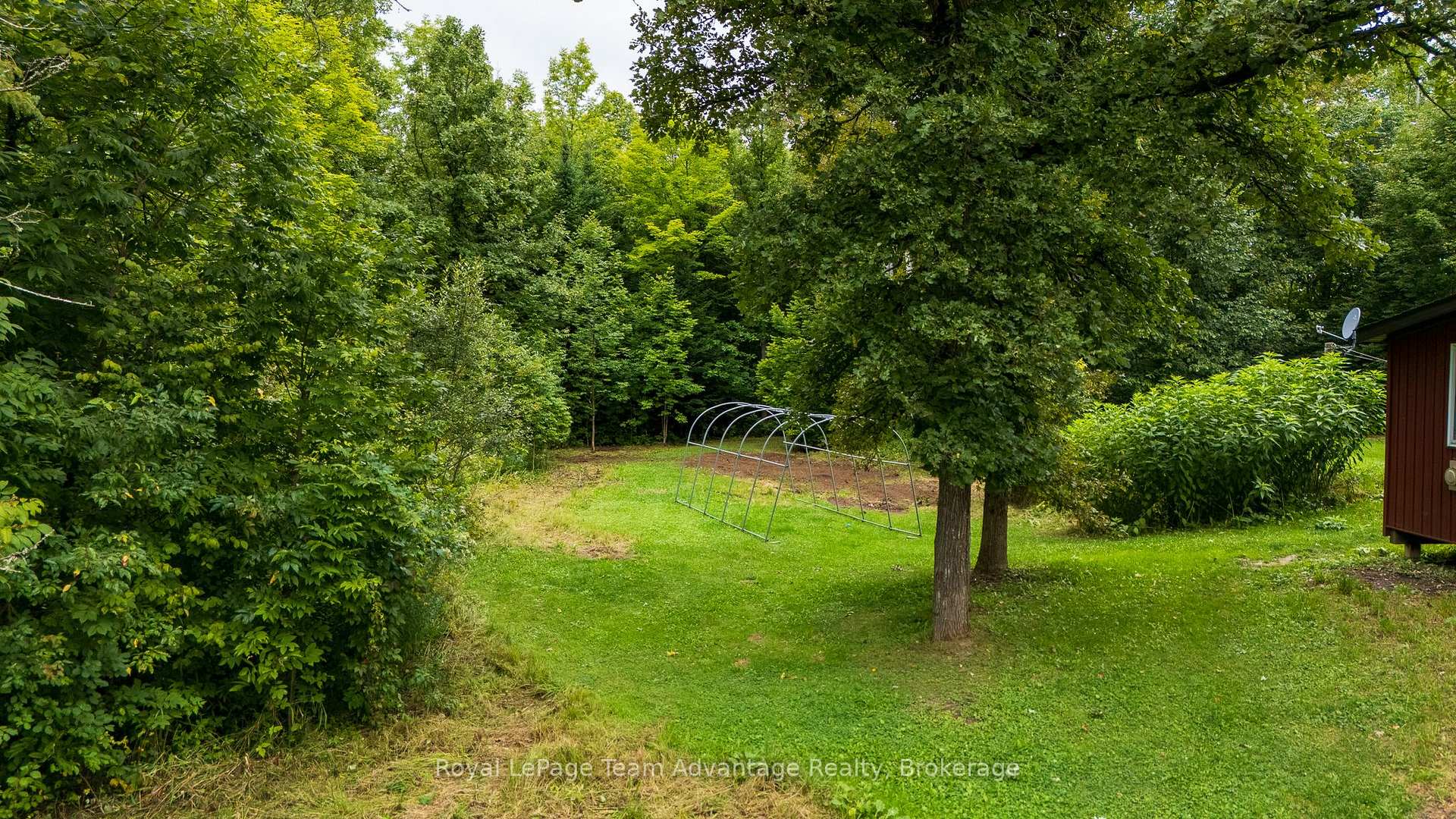 Photo 9 of 419 Balsam Road, McKellar — HOMEH