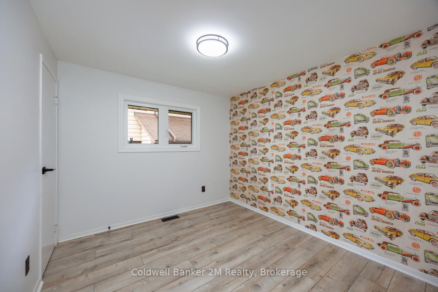 Photo 15 of 314 Inverness Drive, Oshawa, McLaughlin — HOMEH