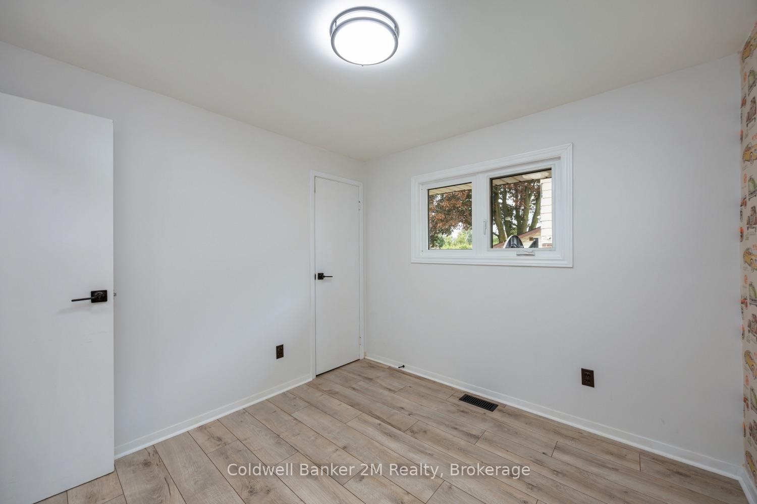 Photo 16 of 314 Inverness Drive, Oshawa, McLaughlin — HOMEH