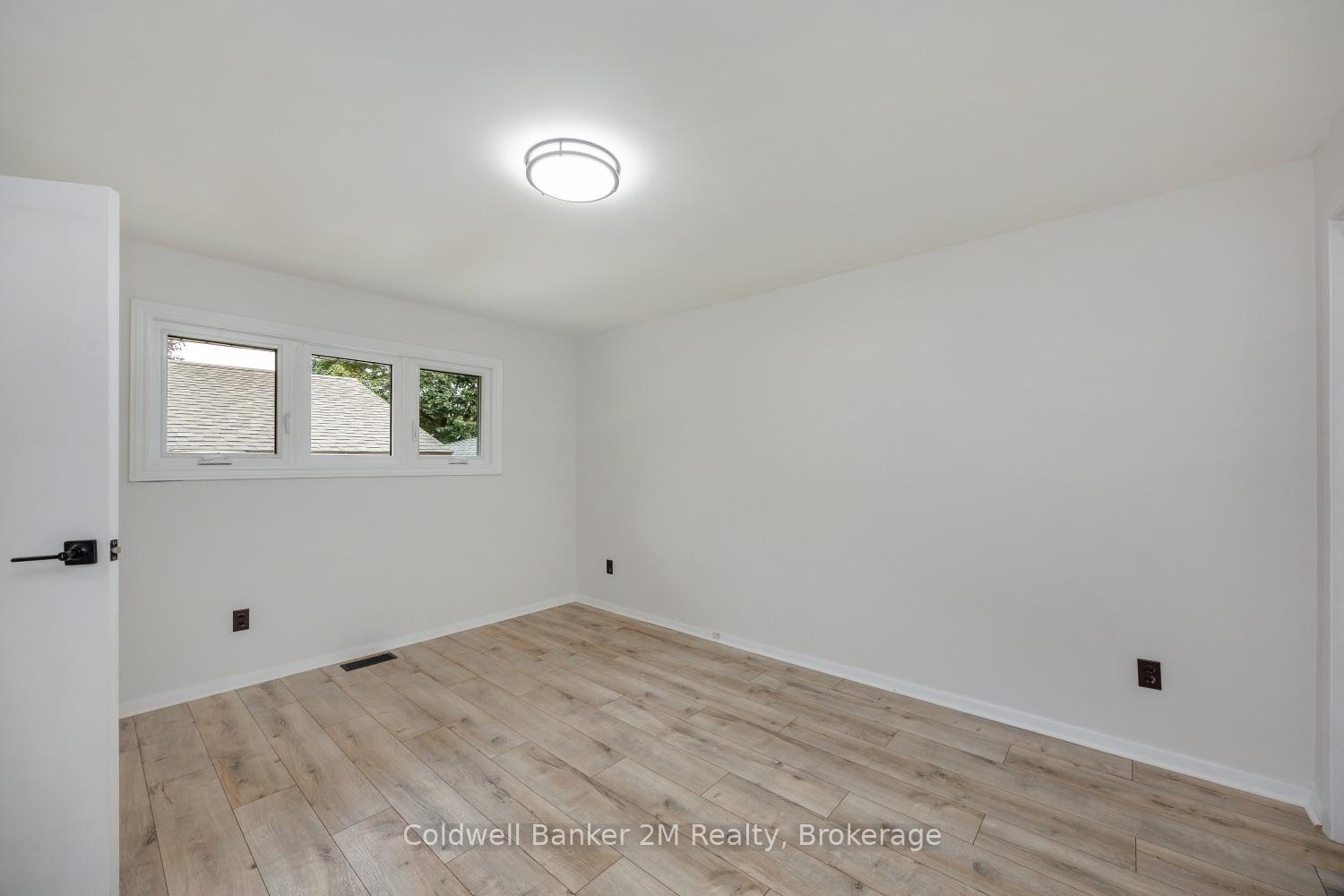 Photo 25 of 314 Inverness Drive, Oshawa, McLaughlin — HOMEH