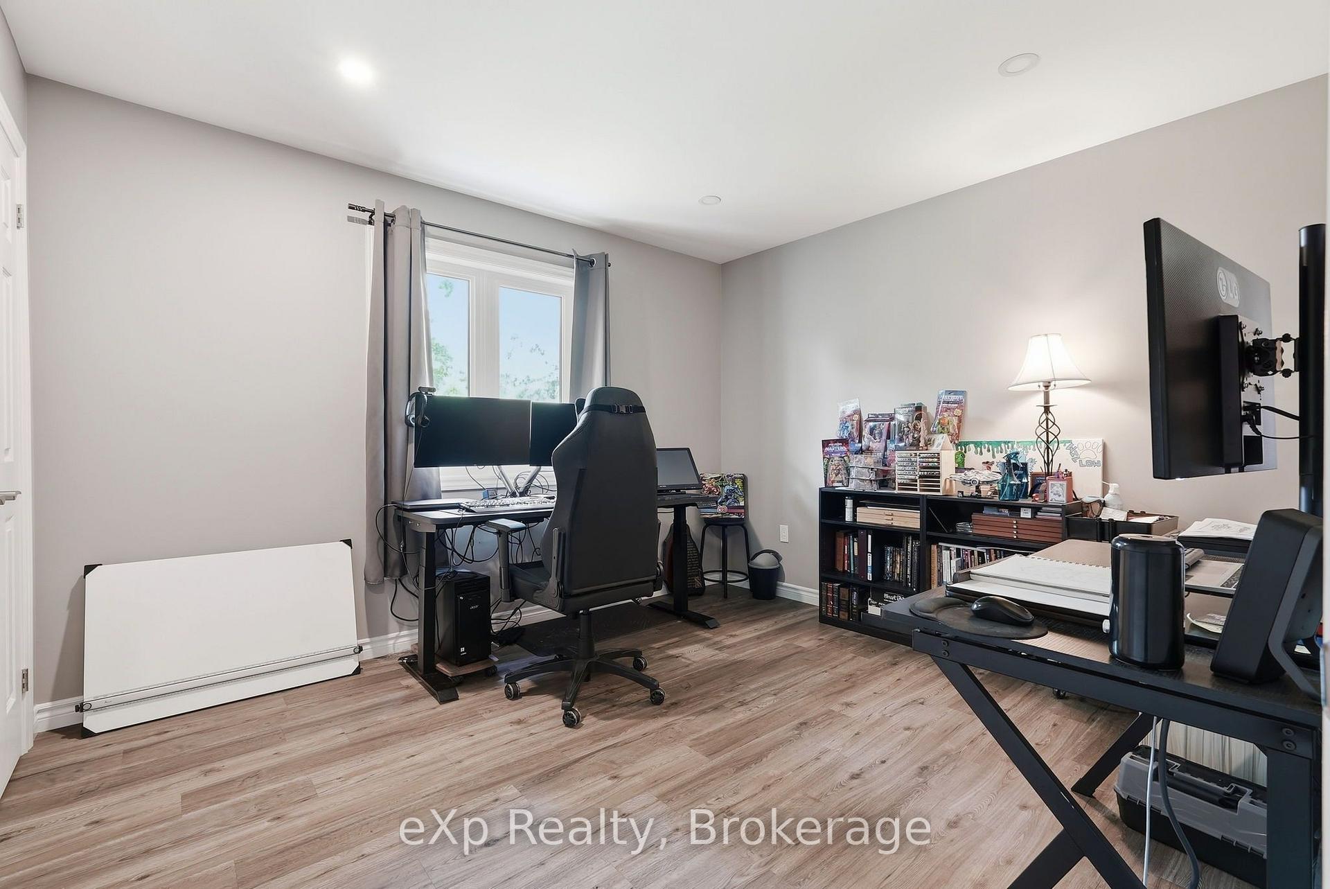 Photo 21 of 324 David Winkler Parkway, West Grey — HOMEH