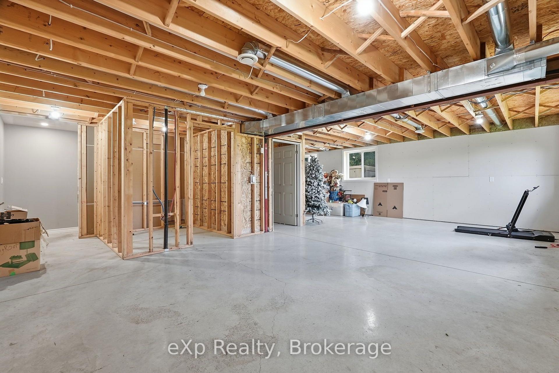Photo 24 of 324 David Winkler Parkway, West Grey — HOMEH