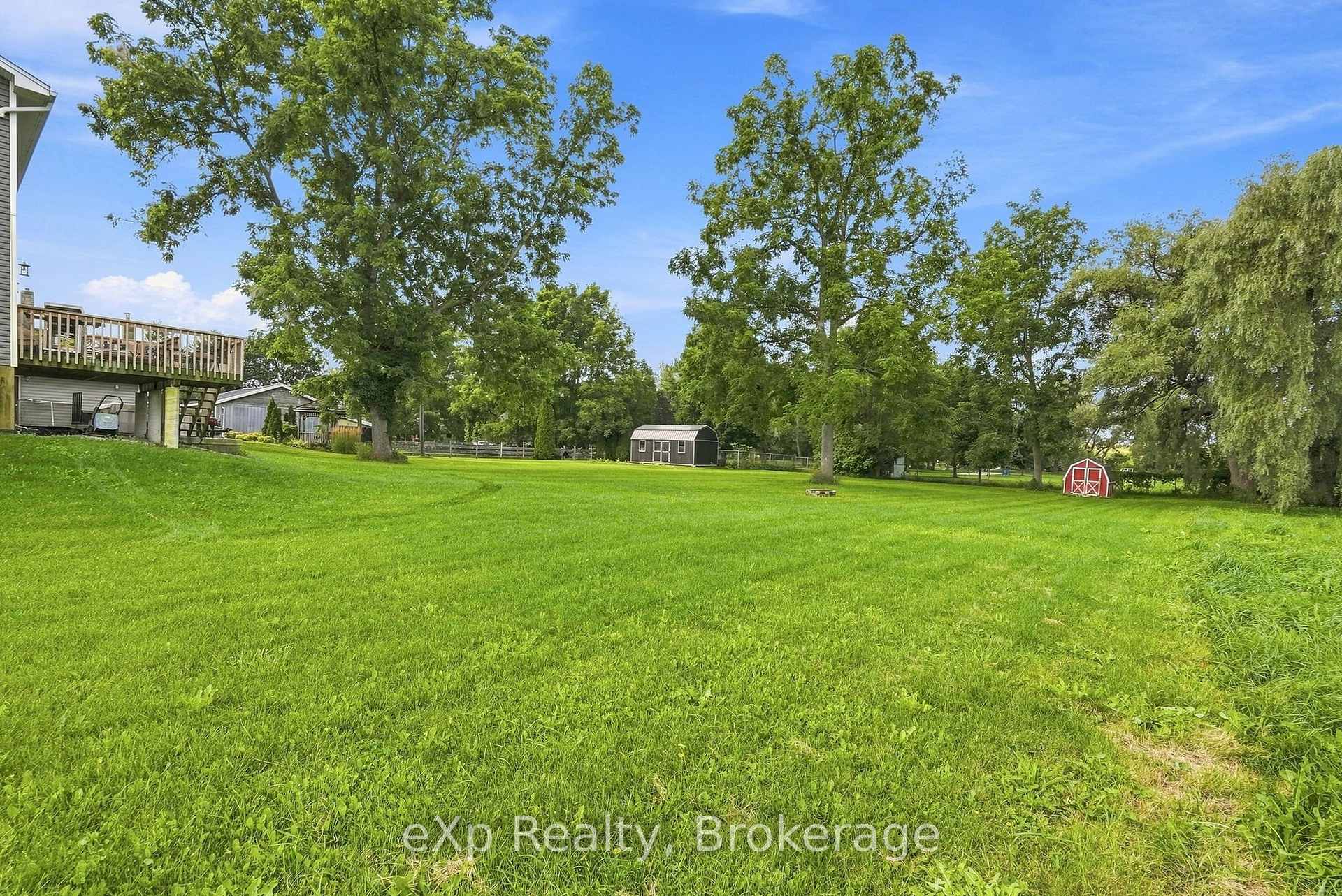 Photo 28 of 324 David Winkler Parkway, West Grey — HOMEH