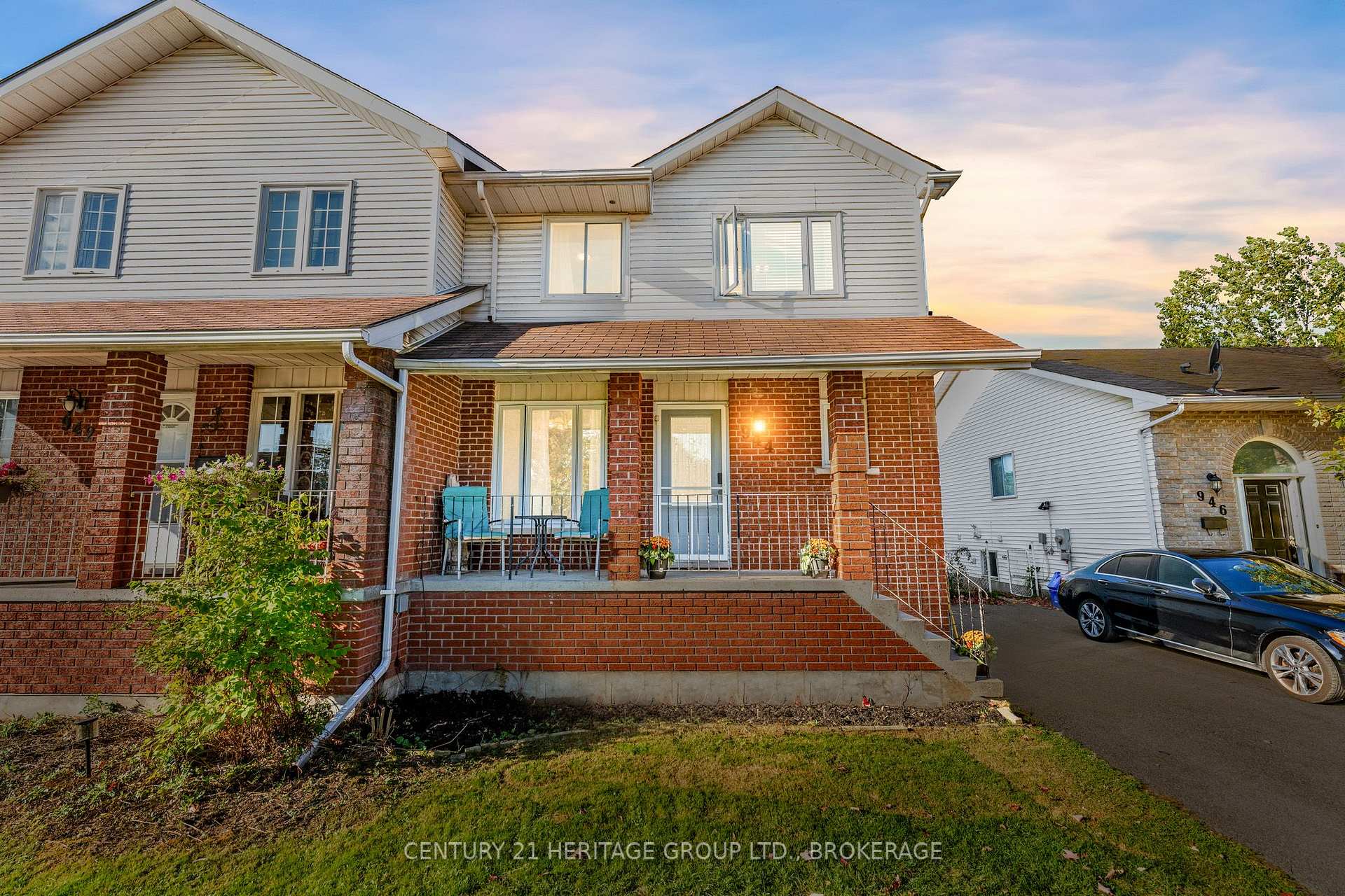 Photo 42 of 944 Warburton Crescent, Kingston, East Gardiners Rd — HOMEH