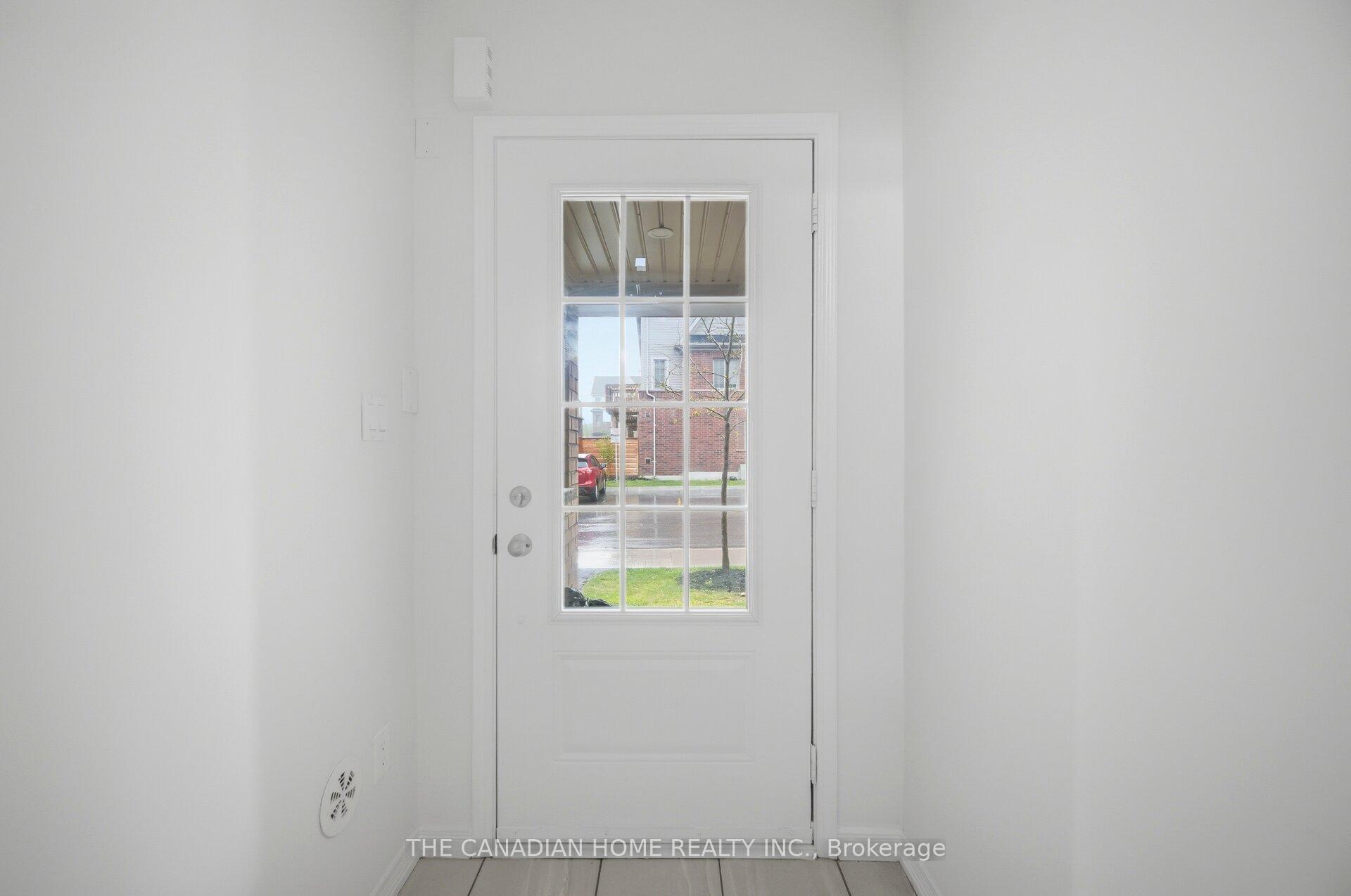 Photo 4 of 99 Danzatore Path, Oshawa, Windfields — HOMEH