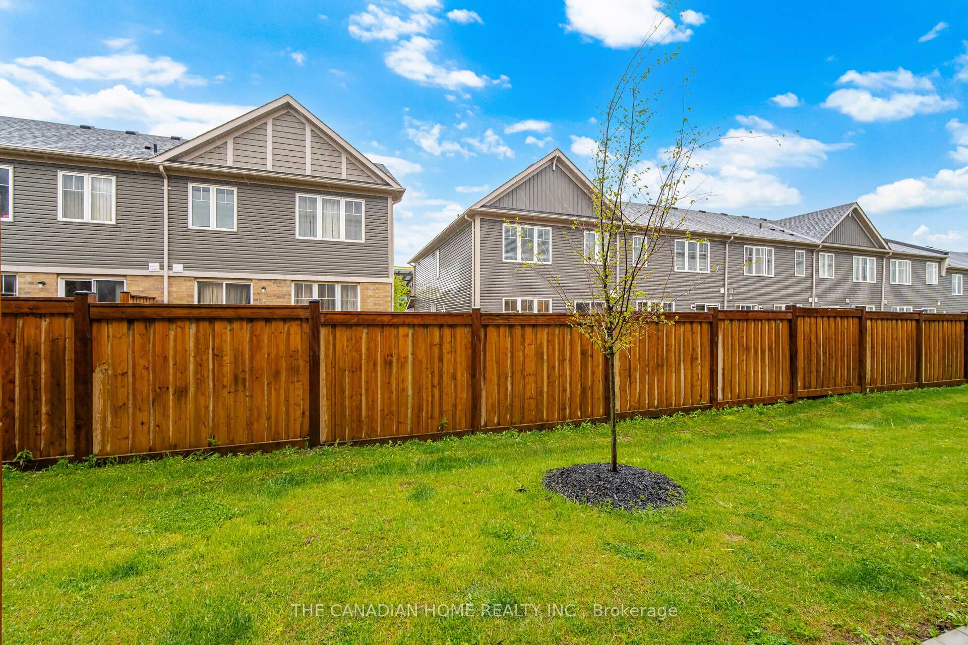 Photo 39 of 99 Danzatore Path, Oshawa, Windfields — HOMEH