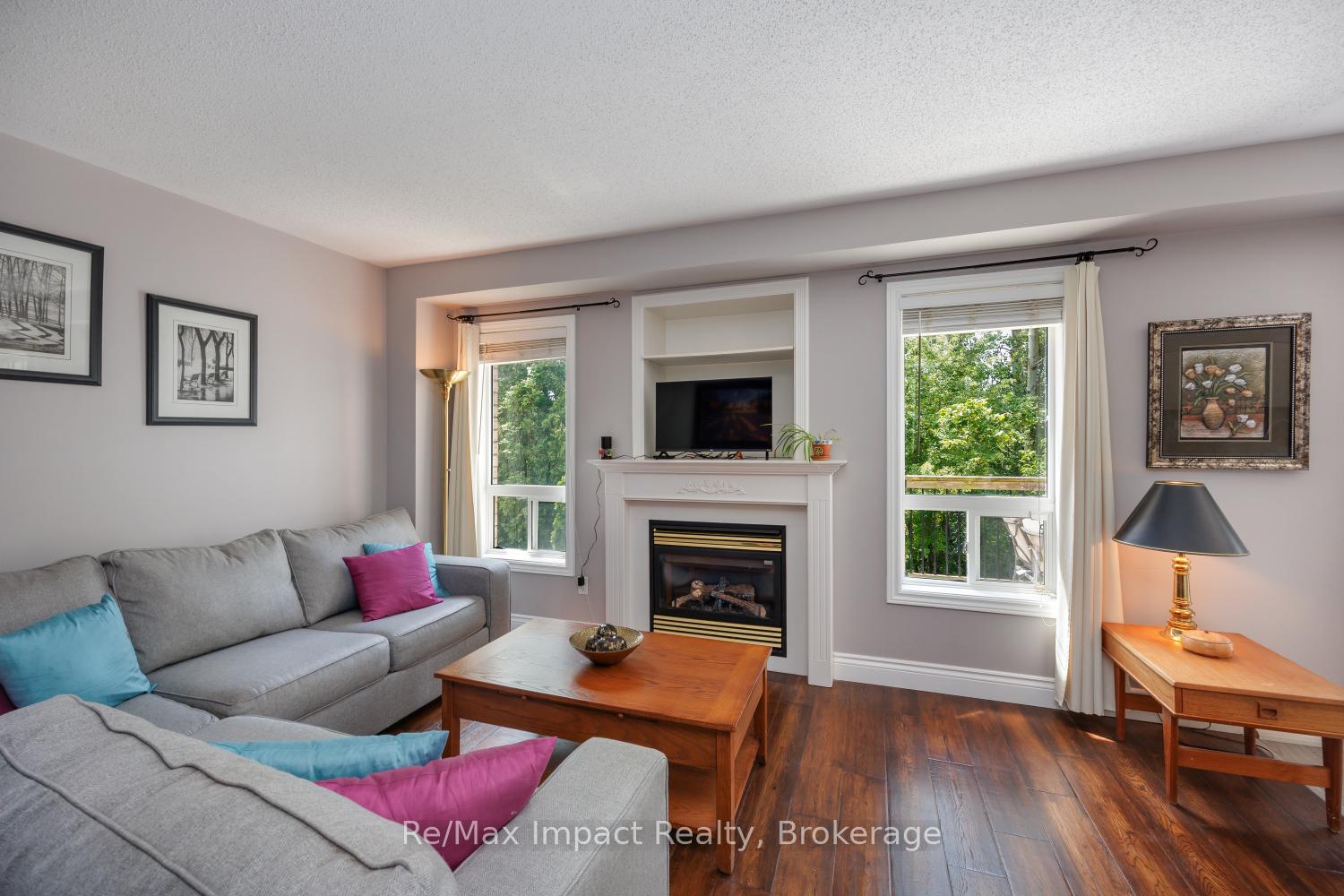 Photo 13 of 667 Brasswinds Trail, Oshawa, Pinecrest — HOMEH