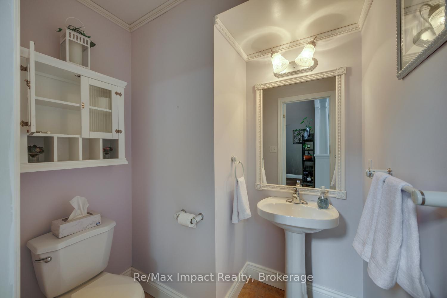 Photo 16 of 667 Brasswinds Trail, Oshawa, Pinecrest — HOMEH