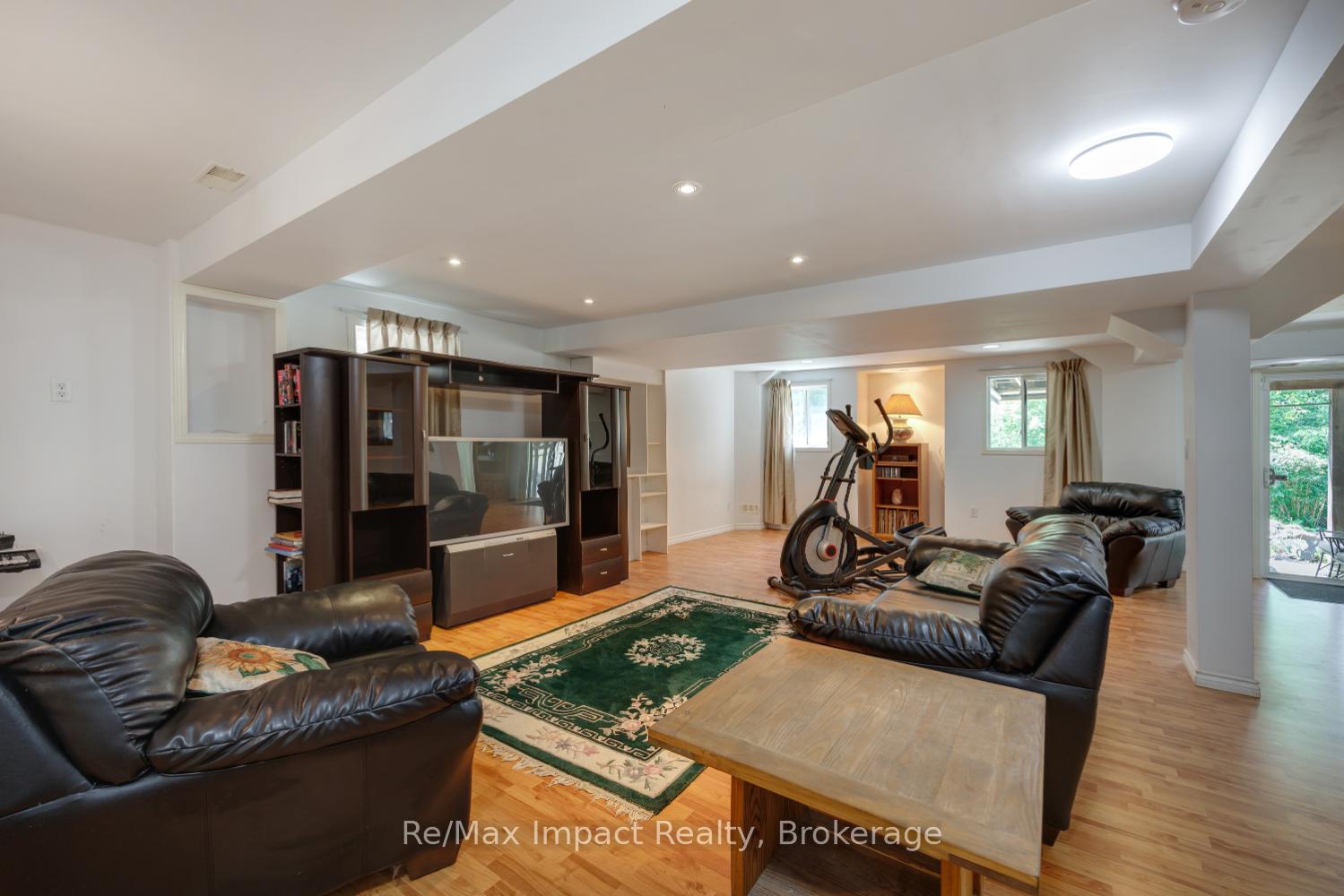 Photo 31 of 667 Brasswinds Trail, Oshawa, Pinecrest — HOMEH