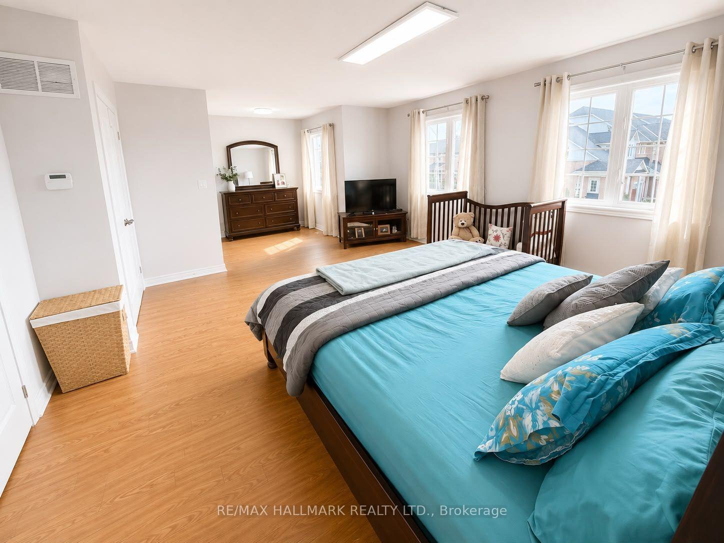 Photo 13 of 57 Treen Crescent, Whitby, Rolling Acres — HOMEH