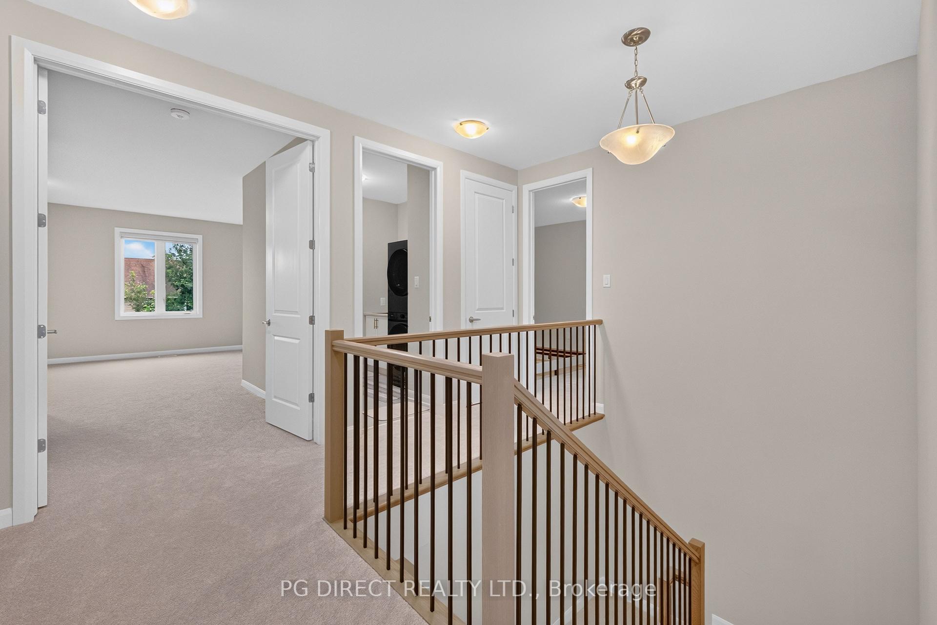 Photo 10 of 136 Gosling Crescent, Ottawa, Kanata - Morgan's Grant/South March — HOMEH