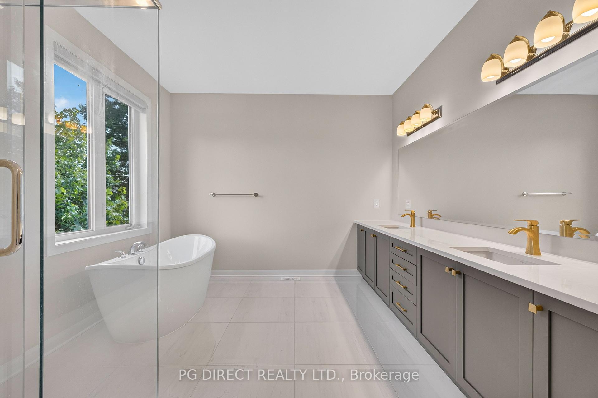Photo 12 of 136 Gosling Crescent, Ottawa, Kanata - Morgan's Grant/South March — HOMEH