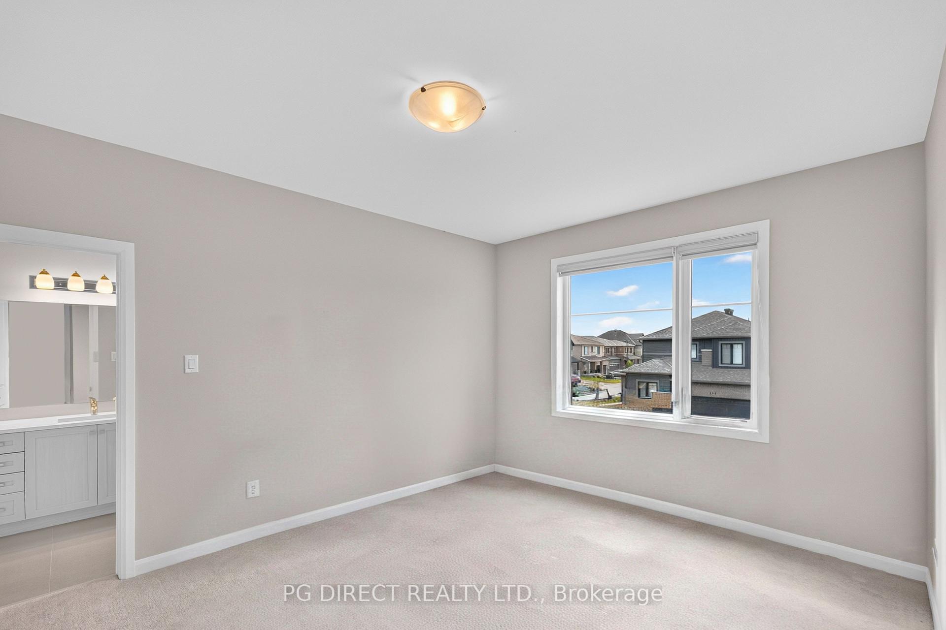 Photo 15 of 136 Gosling Crescent, Ottawa, Kanata - Morgan's Grant/South March — HOMEH