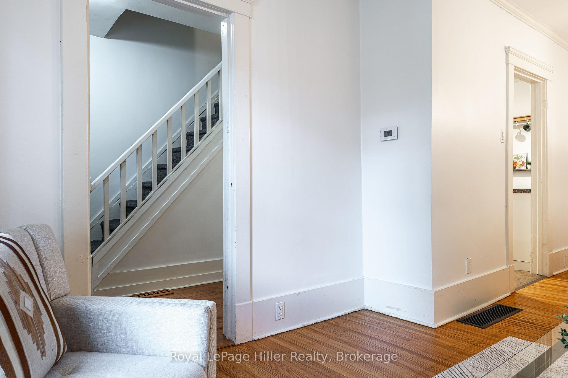 Photo 10 of 96 McNab Street, Stratford — HOMEH