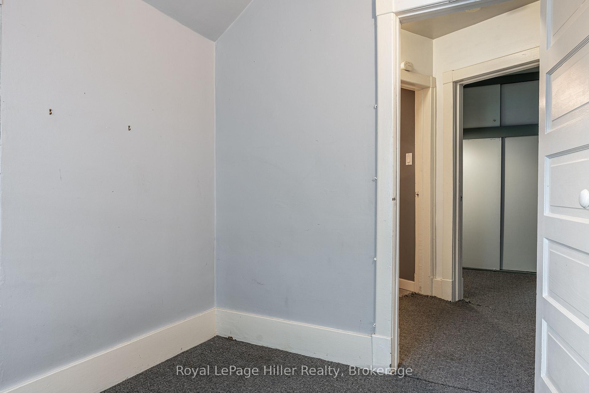 Photo 33 of 96 McNab Street, Stratford — HOMEH