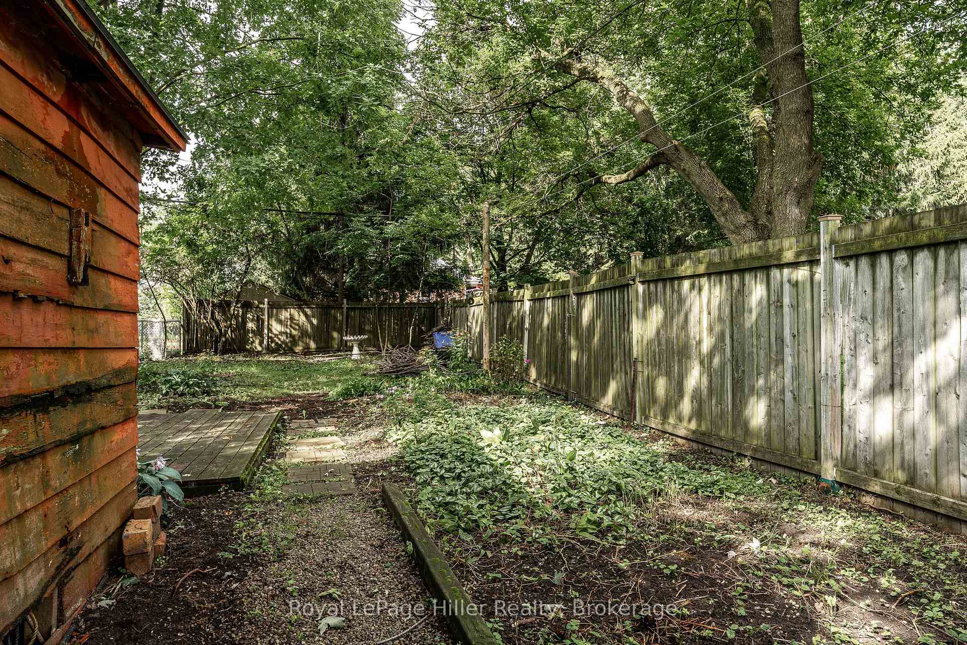 Photo 43 of 96 McNab Street, Stratford — HOMEH