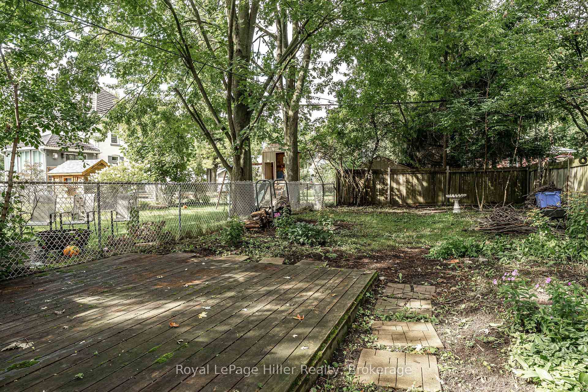 Photo 44 of 96 McNab Street, Stratford — HOMEH