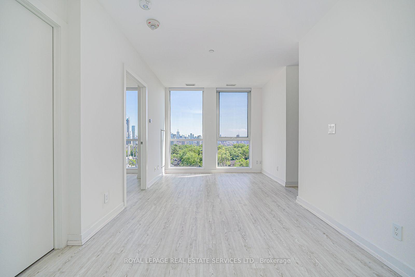 Photo 3 of Unit 1110, 223 St Clair Avenue W, Toronto, Casa Loma — HOMEH