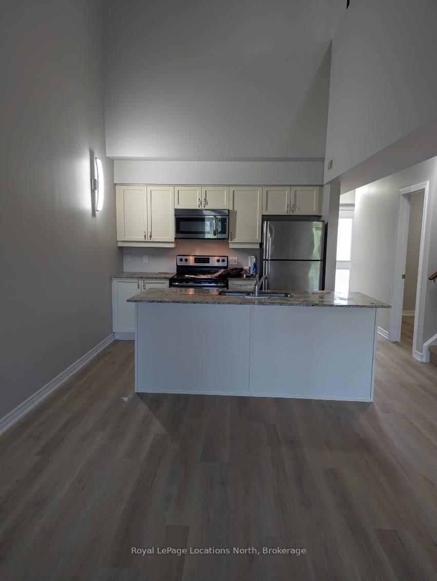 Photo 4 of Unit 304, 1 Brandy Lane Drive, Collingwood — HOMEH